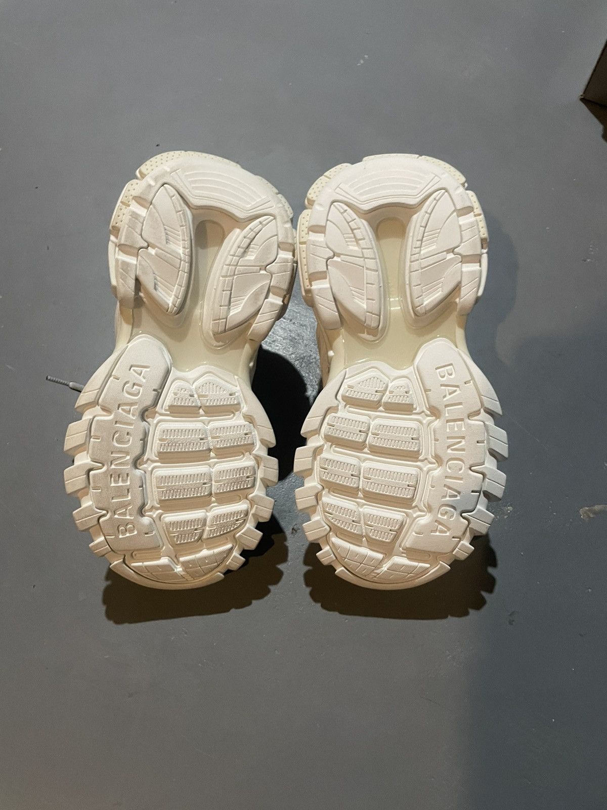 Balenciaga Balenciaga Womens Icy White Track Sneaker Size 5.5W NWT Size US 5.5 / IT 35.5 - 7 Thumbnail