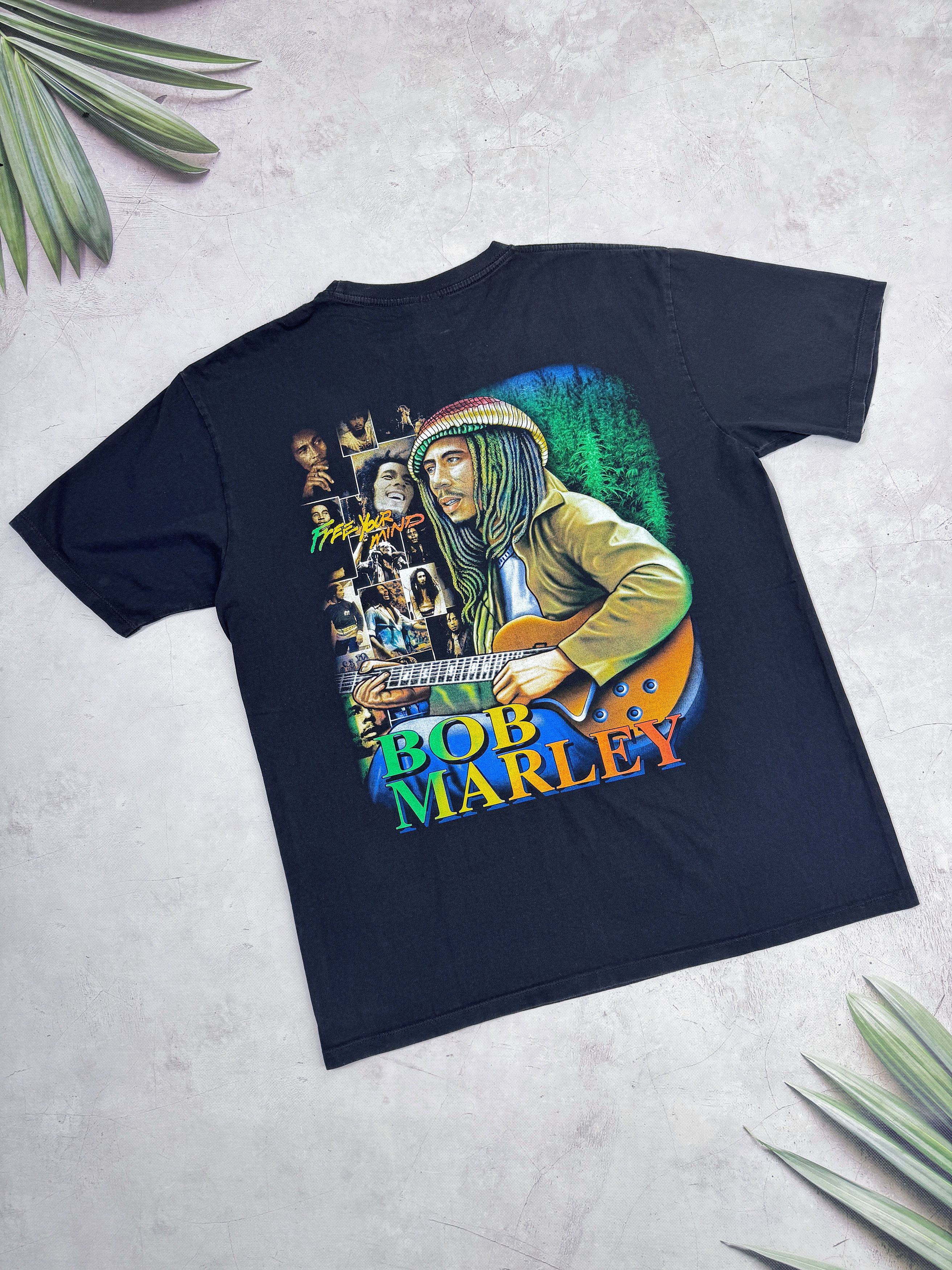 Vintage Bob Marley T-Shirt Free Your Mind Size US L / EU 52-54 / 3 - 11 Thumbnail