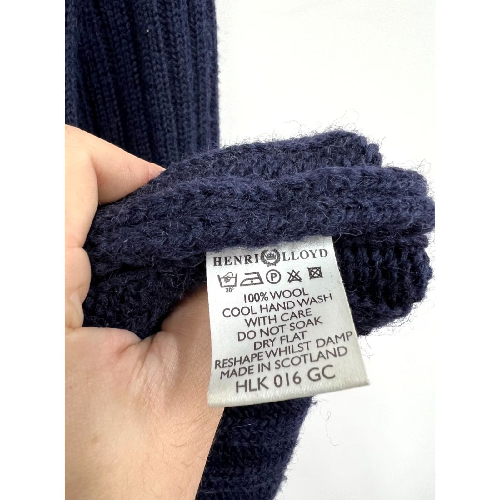 Henri Lloyd VINTAGE Henri Lloyd Wool Knitted Cardigan Sweater M Blue Mens Regular Size M Cardigan Wool Knitted Vintage Men Size US M / EU 48-50 / 2 - 7 Thumbnail