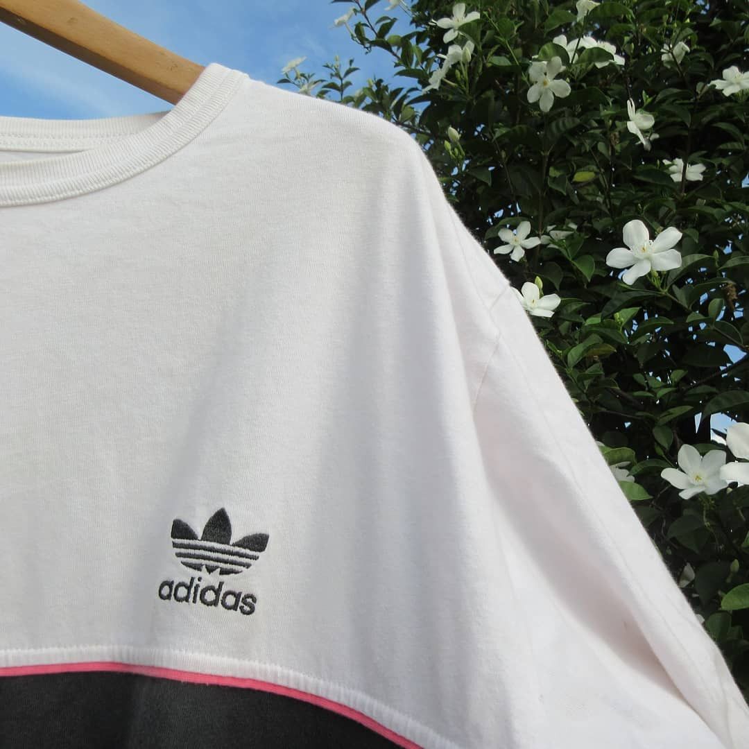 Adidas Adidas Originals Iconic T Shirt Big Logo backprint Two Tone Size US L / EU 52-54 / 3 - 10 Thumbnail