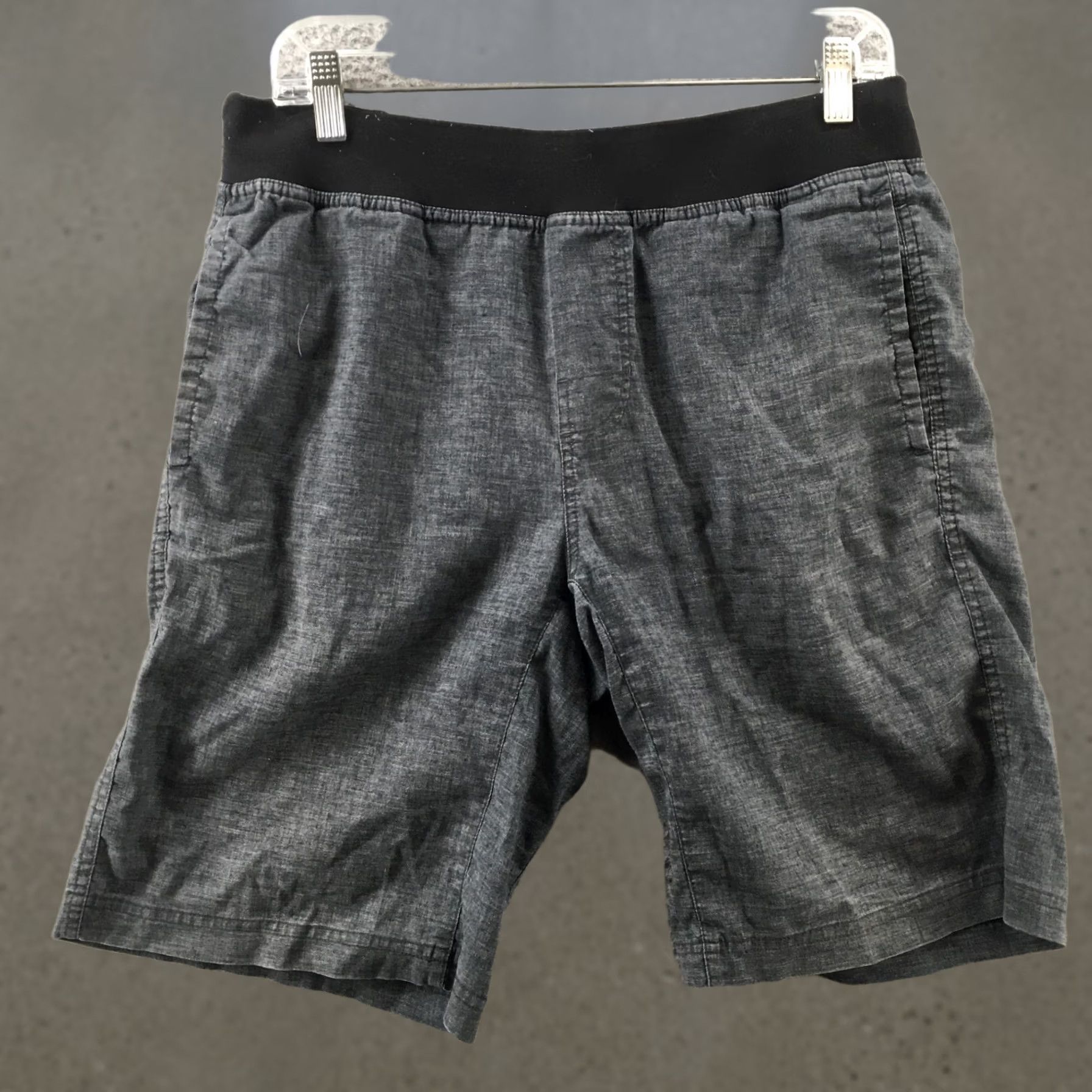 Prana Prana Chino Shorts Mens S Gray Mid Rise Flat Front Pull On Pocket 31x10 Shorts Size US 29 - 1 Thumbnail