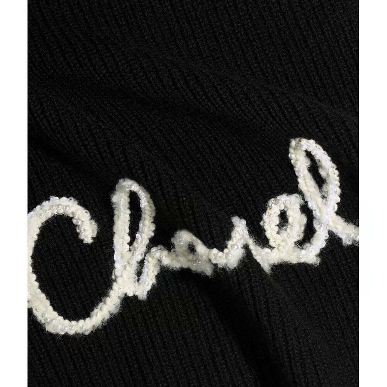 Chanel Chanel REV Black Pearl CC Script Logo Beanie Winter Hat Size ONE SIZE - 3 Thumbnail