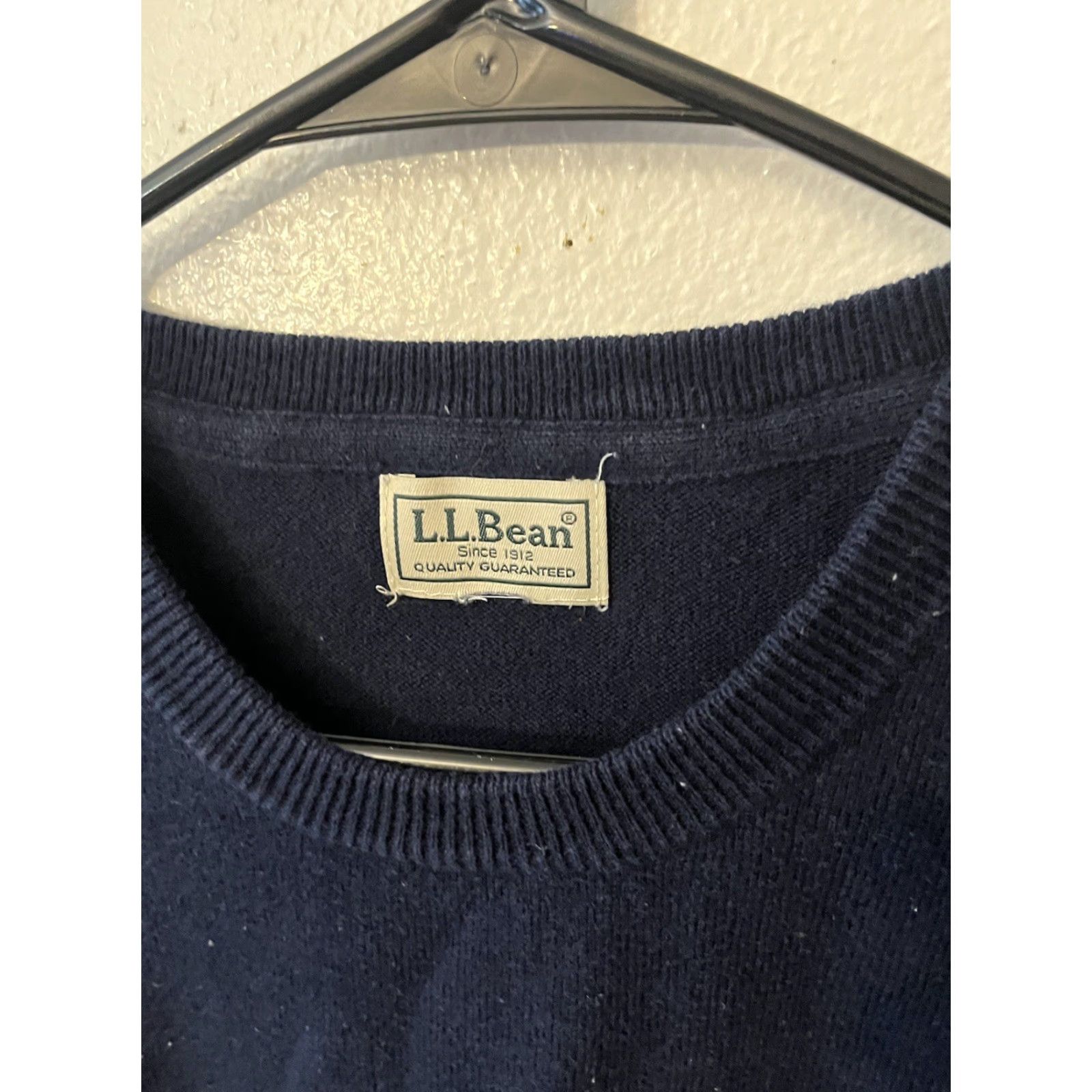 Vintage LL Bean Sweater Mens Large Navy Blue Knit Crewneck Pullover Outdoors Adult(vector) Size US L / EU 52-54 / 3 - 2 Thumbnail