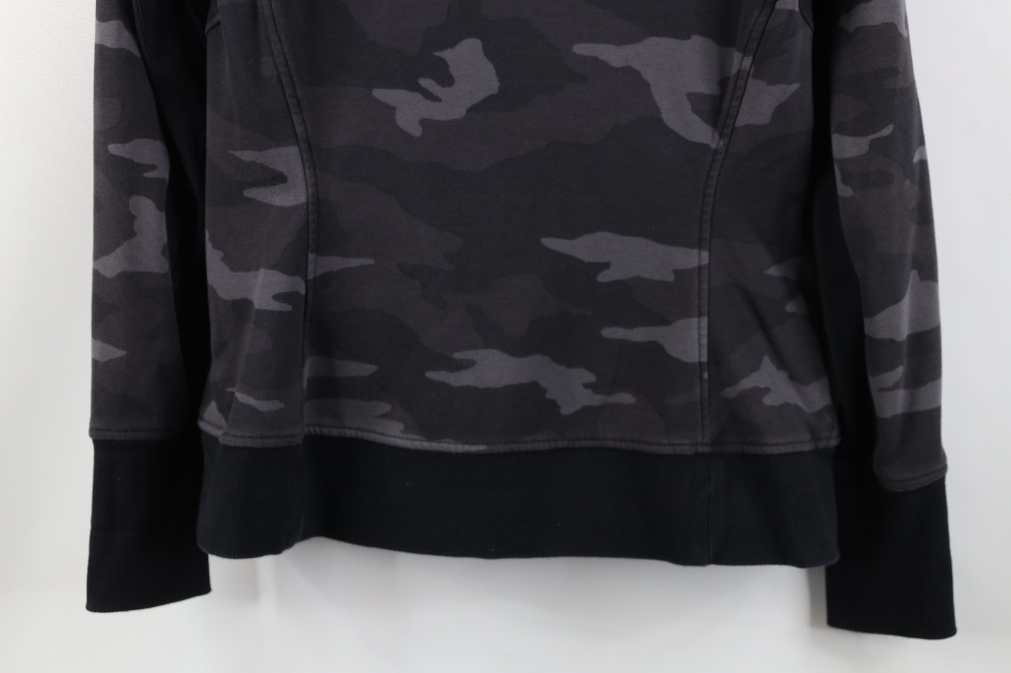 Athleta Athleta Heavyweight Camouflage Full Zip Hoodie Sweatshirt Size S / US 4 / IT 40 - 15 Thumbnail