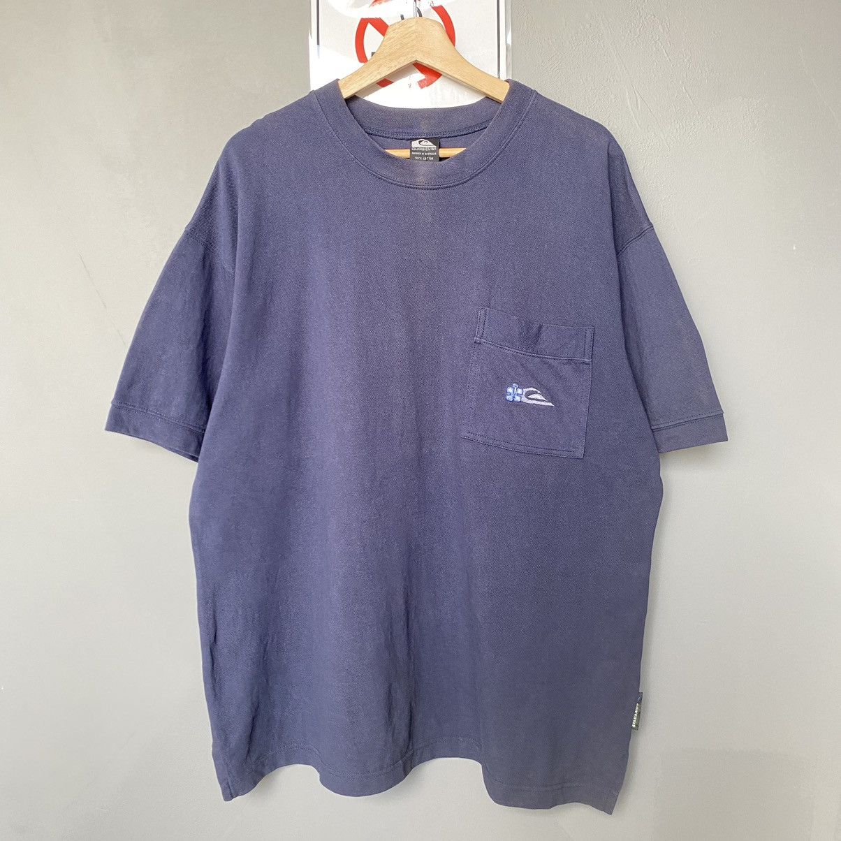 Quiksilver Thrashed Faded Vintage 90s Quiksilver Australia Surf ERD TEE Size US XL / EU 56 / 4 - 4 Thumbnail