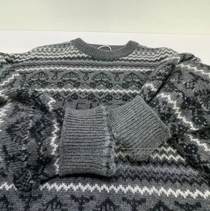 Balenciaga Balenciaga Men's Gray Sweater with Fair Isle Pattern. Size US L / EU 52-54 / 3 - 4 Thumbnail