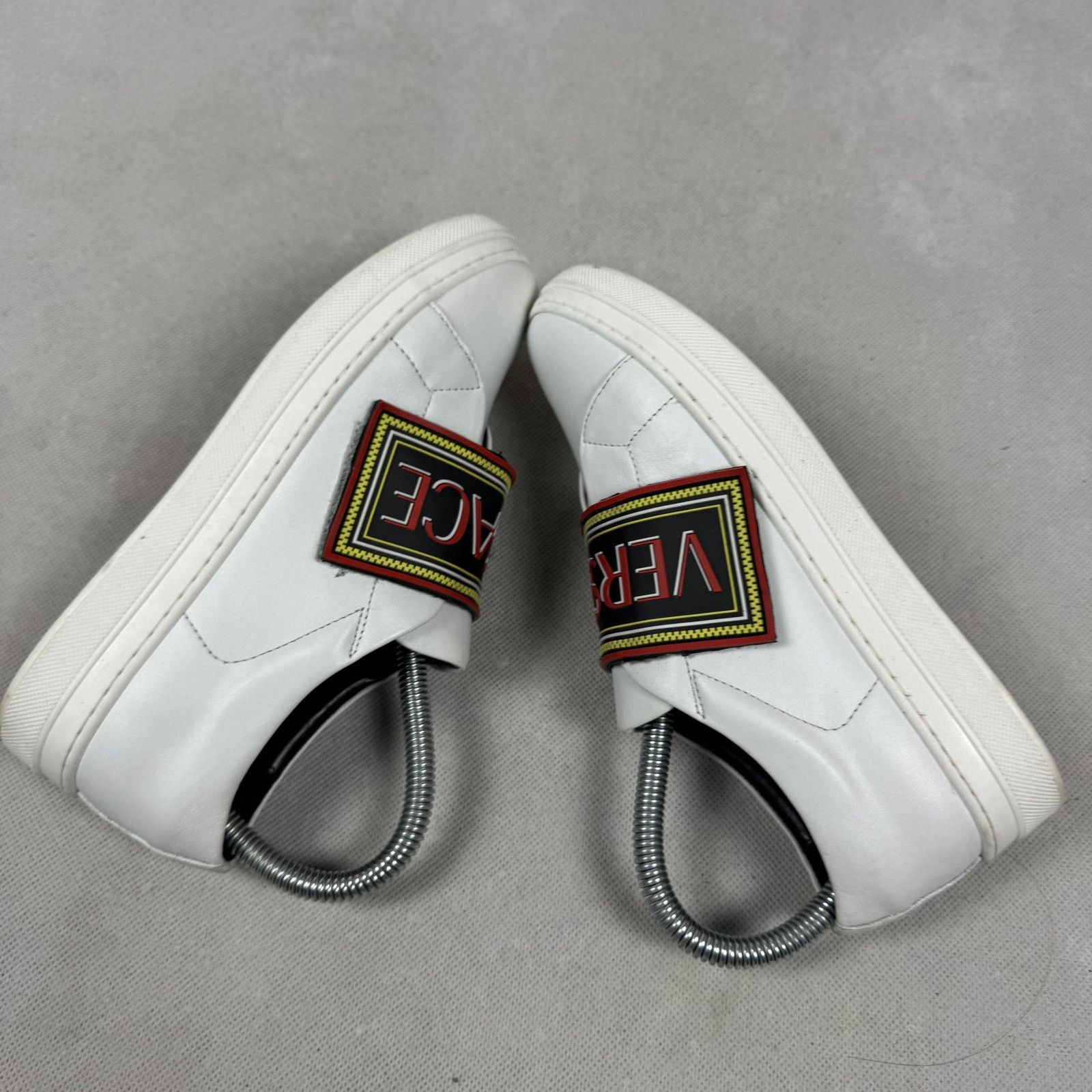 Versace Versace White Leather Round Toe Athletic Sneakers Shoes 36 Size US 4 / IT 34 - 4 Thumbnail