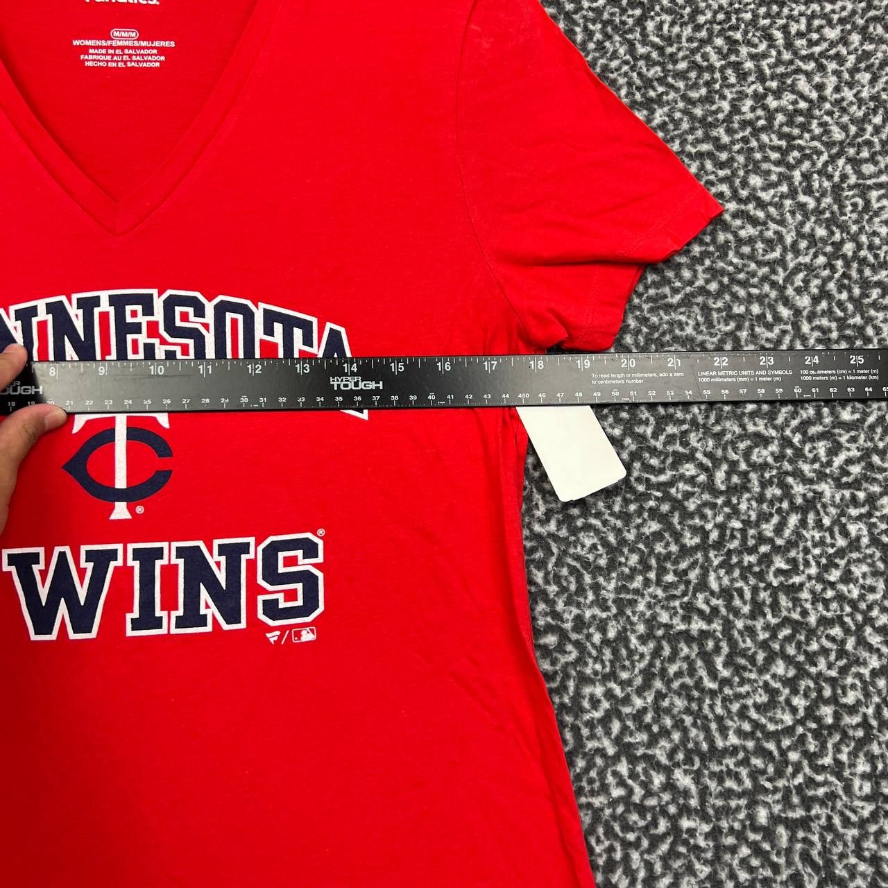 Other Minnesota Twins Shirt Women Medium Red Fanatics V-Neck New M Size M / US 6-8 / IT 42-44 - 5 Thumbnail