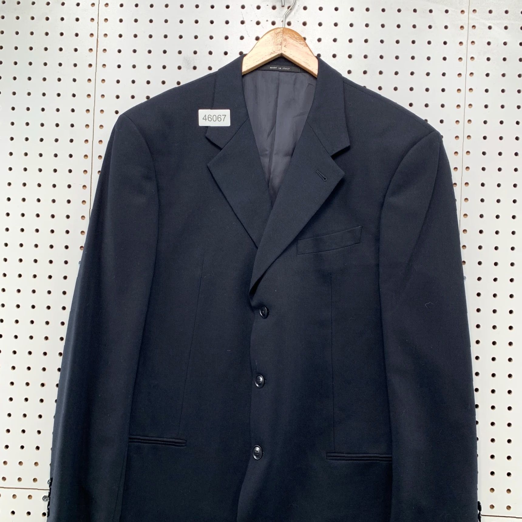 Armani VINTAGE Armani Collezioni Blazer Mens 44 Black Wool 3 Button Made Italy Size 44R - 5 Thumbnail