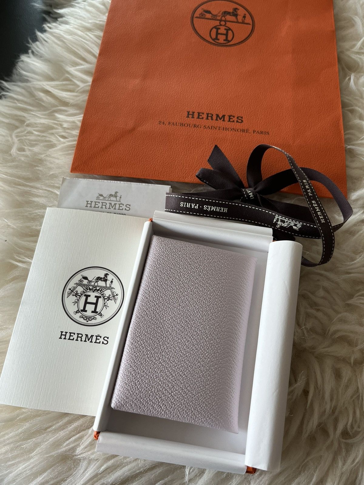 Hermes Hermes Brand New Calvi Mauve Pale Chèvre Mysore Leather Size ONE SIZE - 3 Thumbnail
