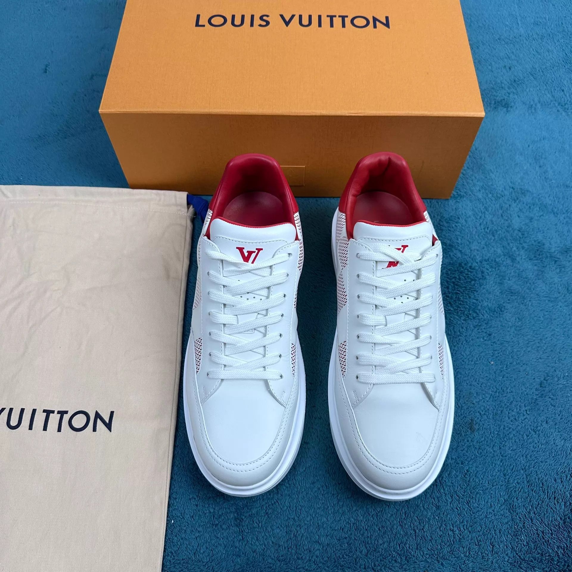 Louis Vuitton LV Beverly Hills Leather Sneakers White/Red 7.5/41.5 Size US 8.5 / EU 41-42 - 1 Thumbnail
