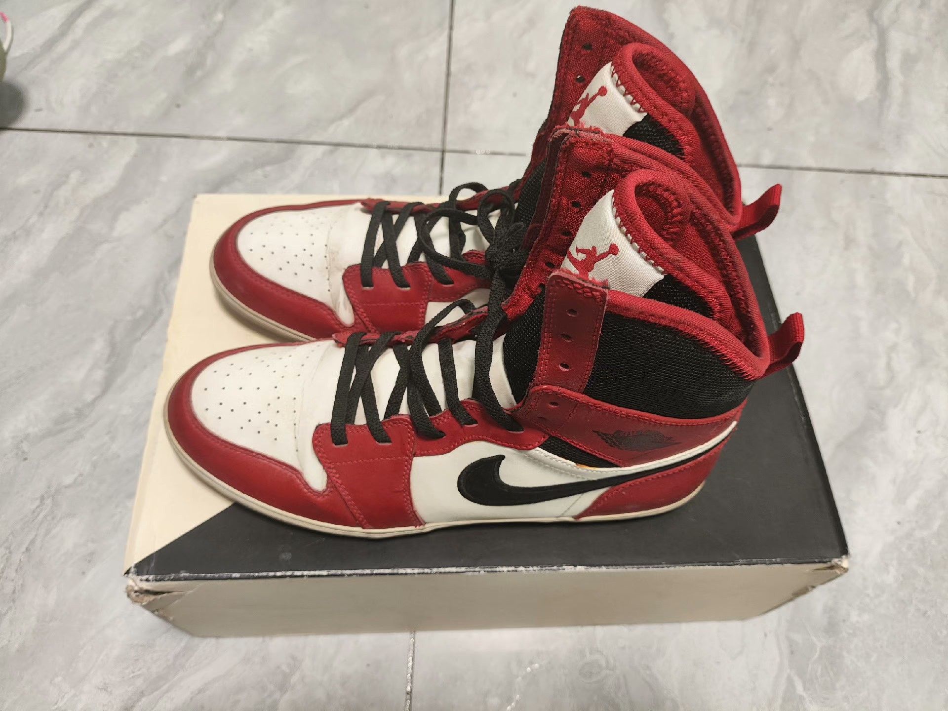 Jordan Brand Jordan Brand Rare Red Hitop Sneakers us_8 Women Size US 8 / IT 38 - 1 Thumbnail