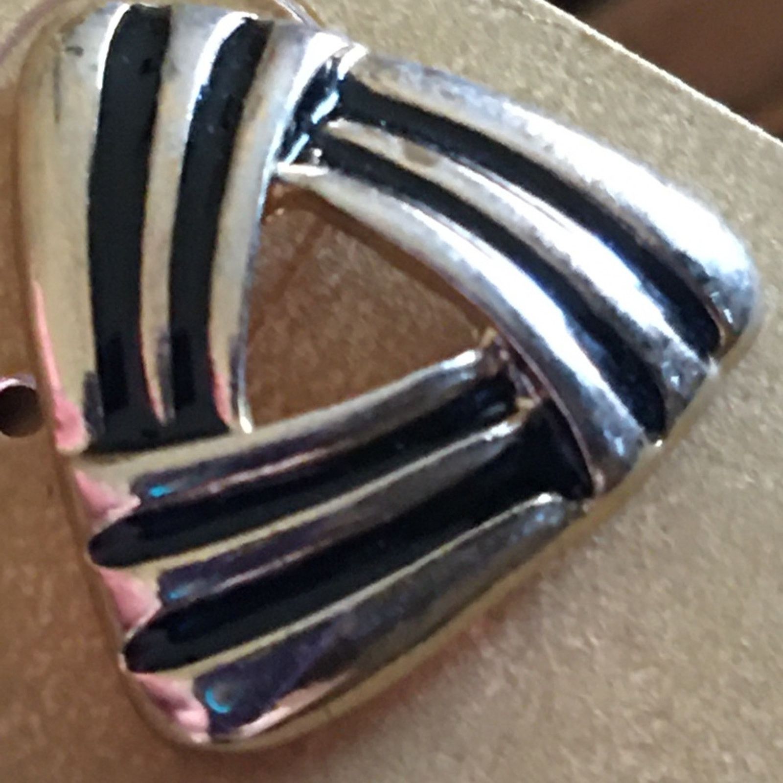 Vintage Vintage gold and black triangle pierced earrings Size ONE SIZE - 3 Thumbnail
