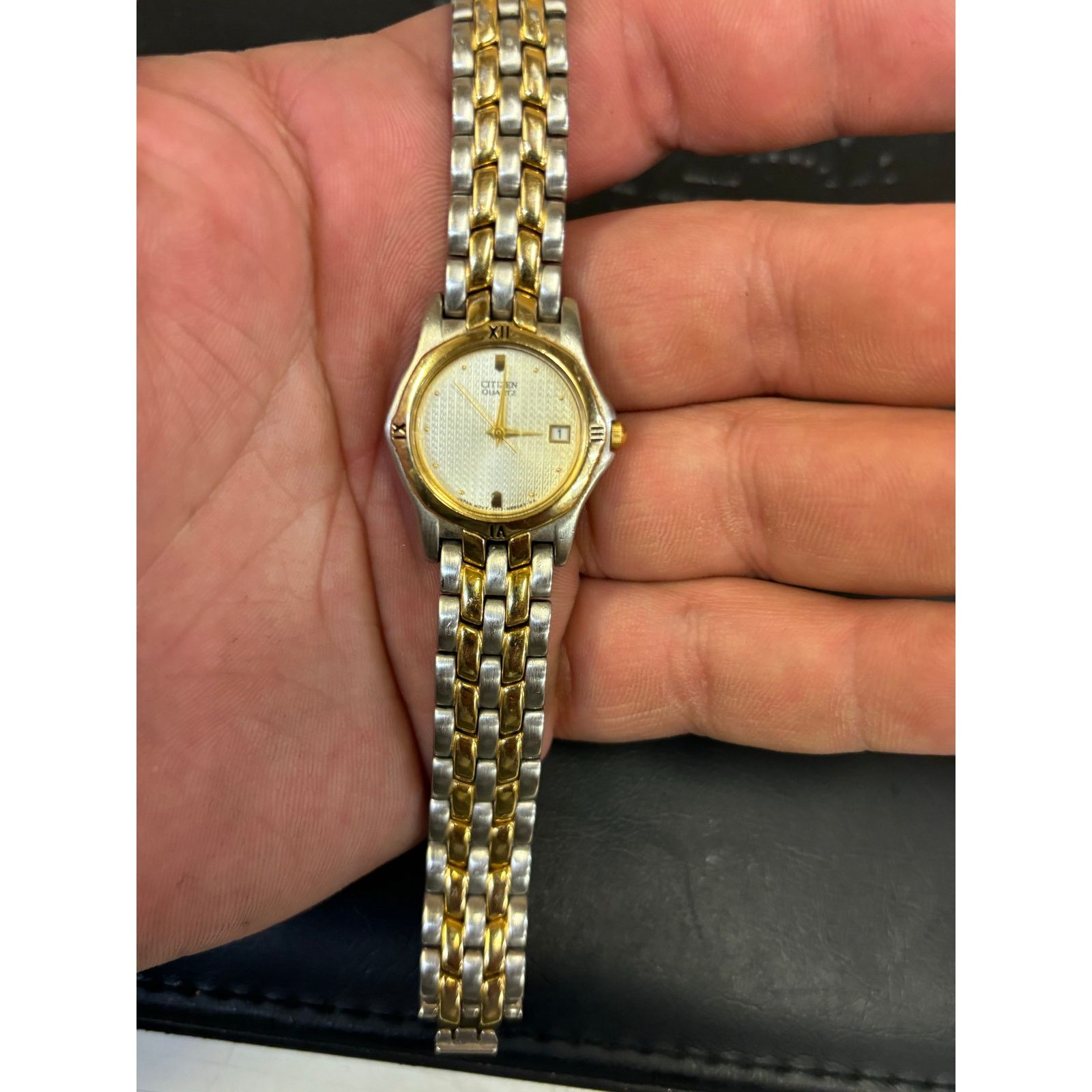 Citizen Vintage Citizen 2-Tone Women’s Watch! New Battery! Size ONE SIZE - 4 Thumbnail