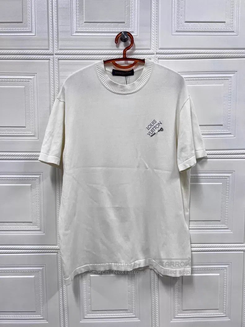 Louis Vuitton Louis Vuitton Off-white pin short sleeve Size US M / EU 48-50 / 2 - 1 Thumbnail
