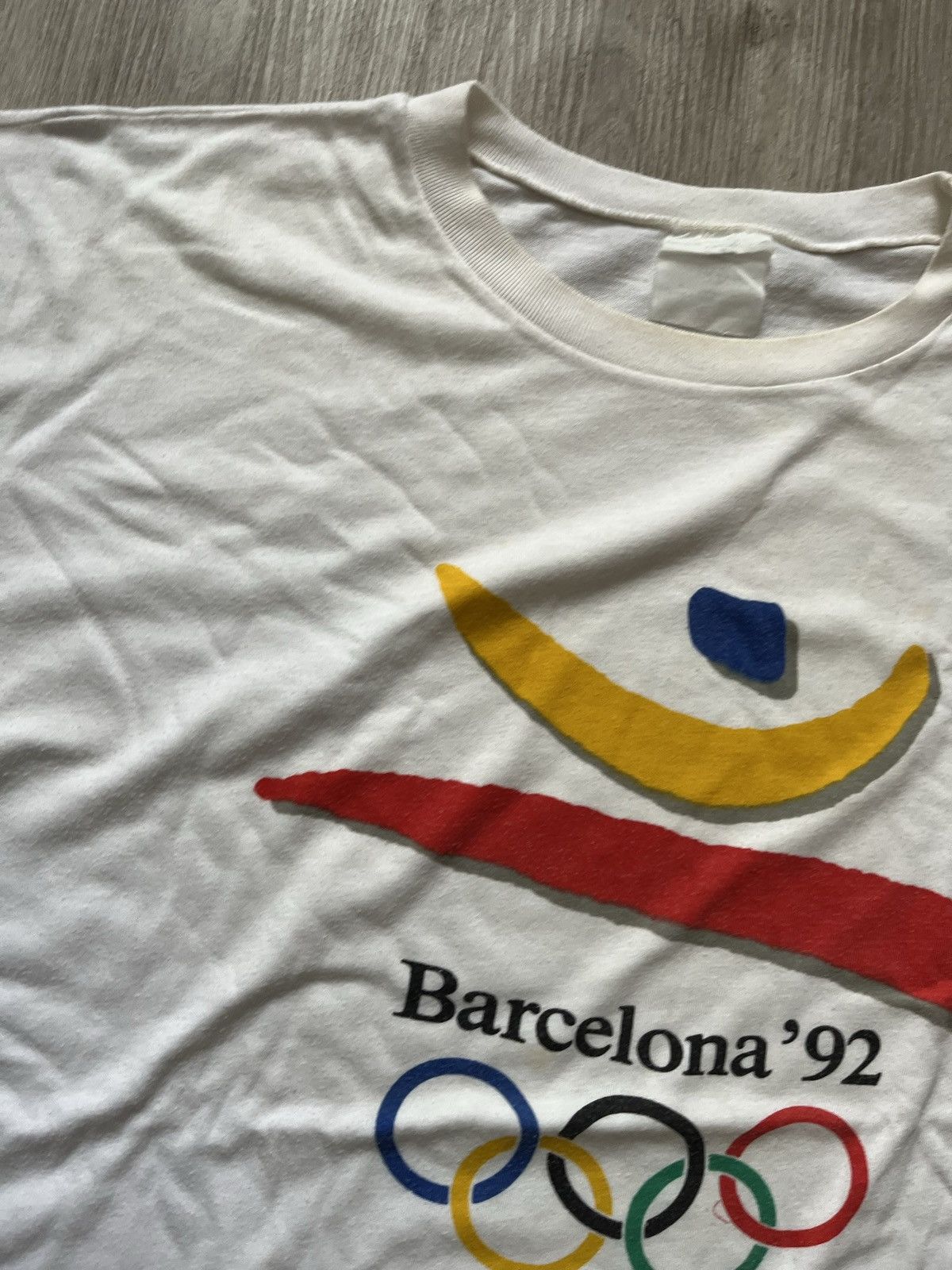 Vintage Vintage Barcelona 92 Olympic Games Logo Tee Size US XXL / EU 58 / 5 - 9 Thumbnail