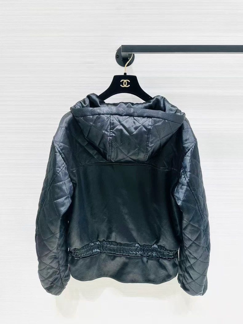 Chanel Chanel Pearly shiny coat down jacket Size XS / US 0-2 / IT 36-38 - 2 Thumbnail