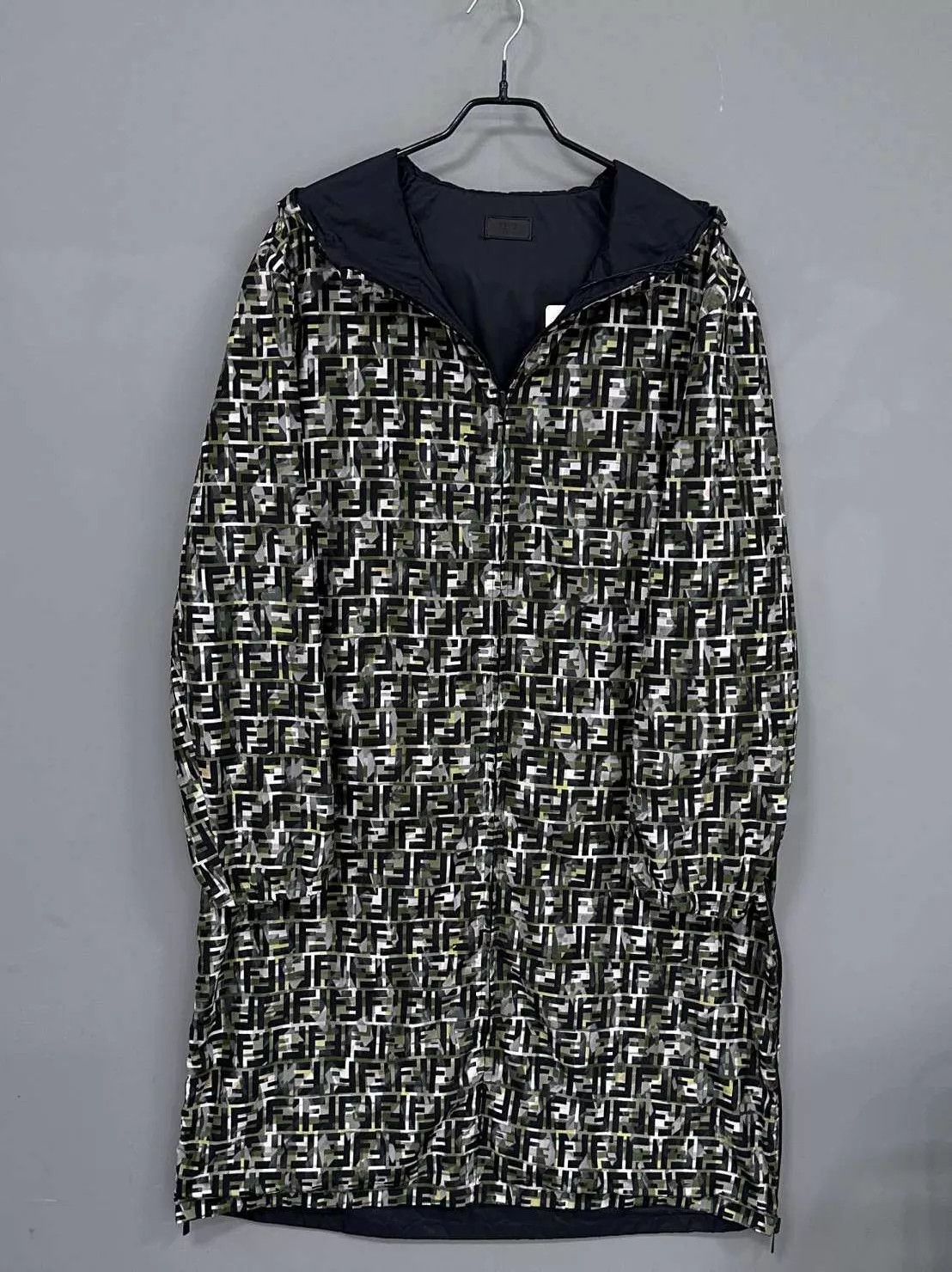Fendi FENDI double-sided all-over print mid-length coat Size US M / EU 48-50 / 2 - 1 Thumbnail