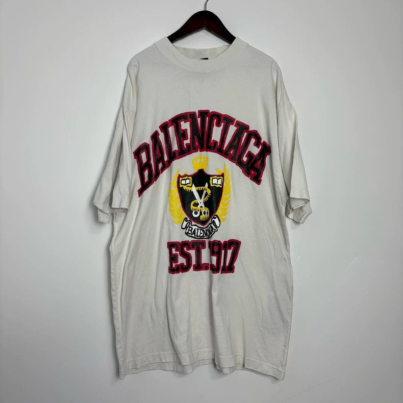 Balenciaga Balenciaga Logo letter pattern printed round neck cover Size US XS / EU 42 / 0 - 1 Thumbnail