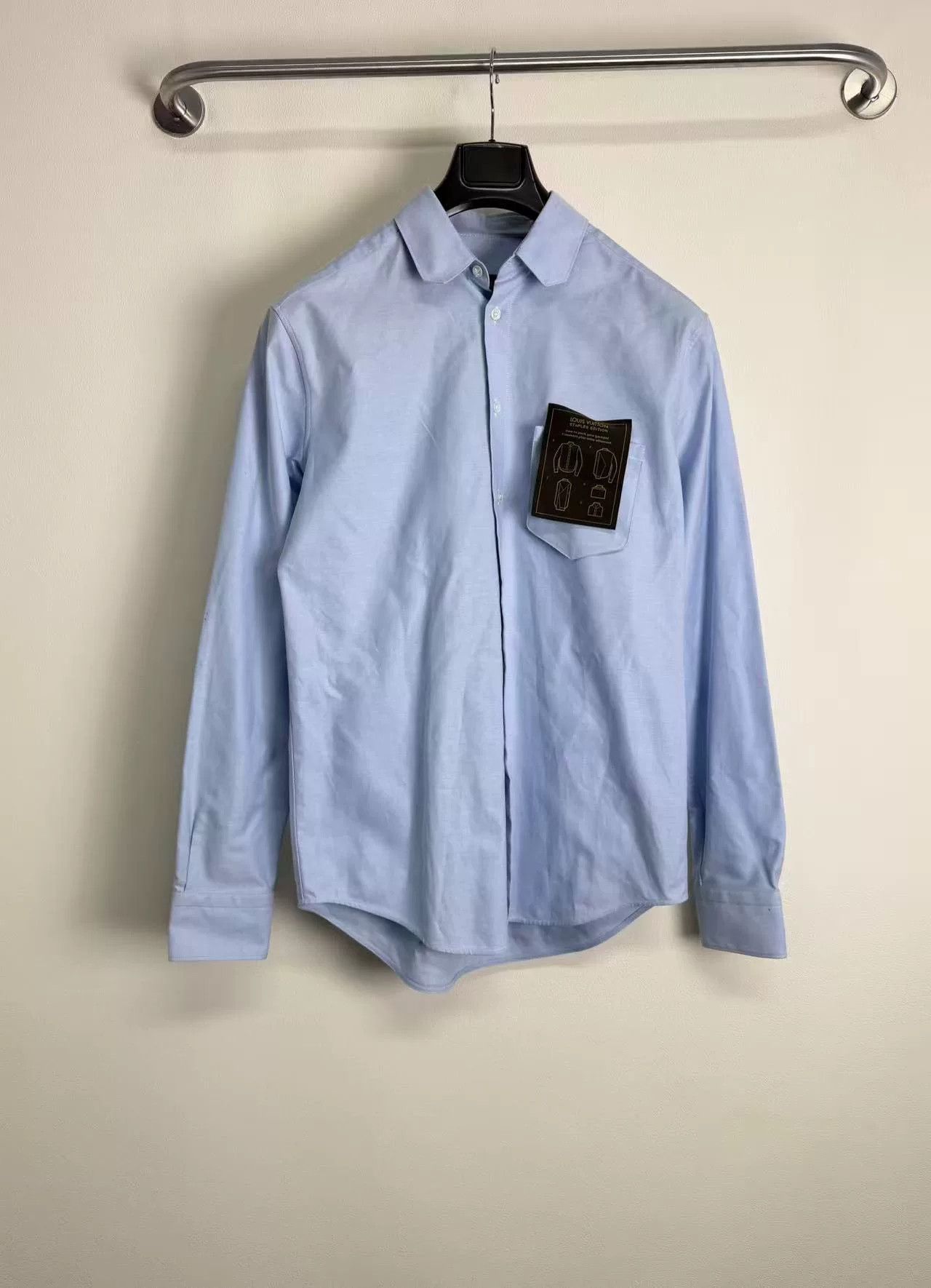 Louis Vuitton Louis Vuitton LV DNA White Pocket Shirt Size US M / EU 48-50 / 2 - 1 Thumbnail