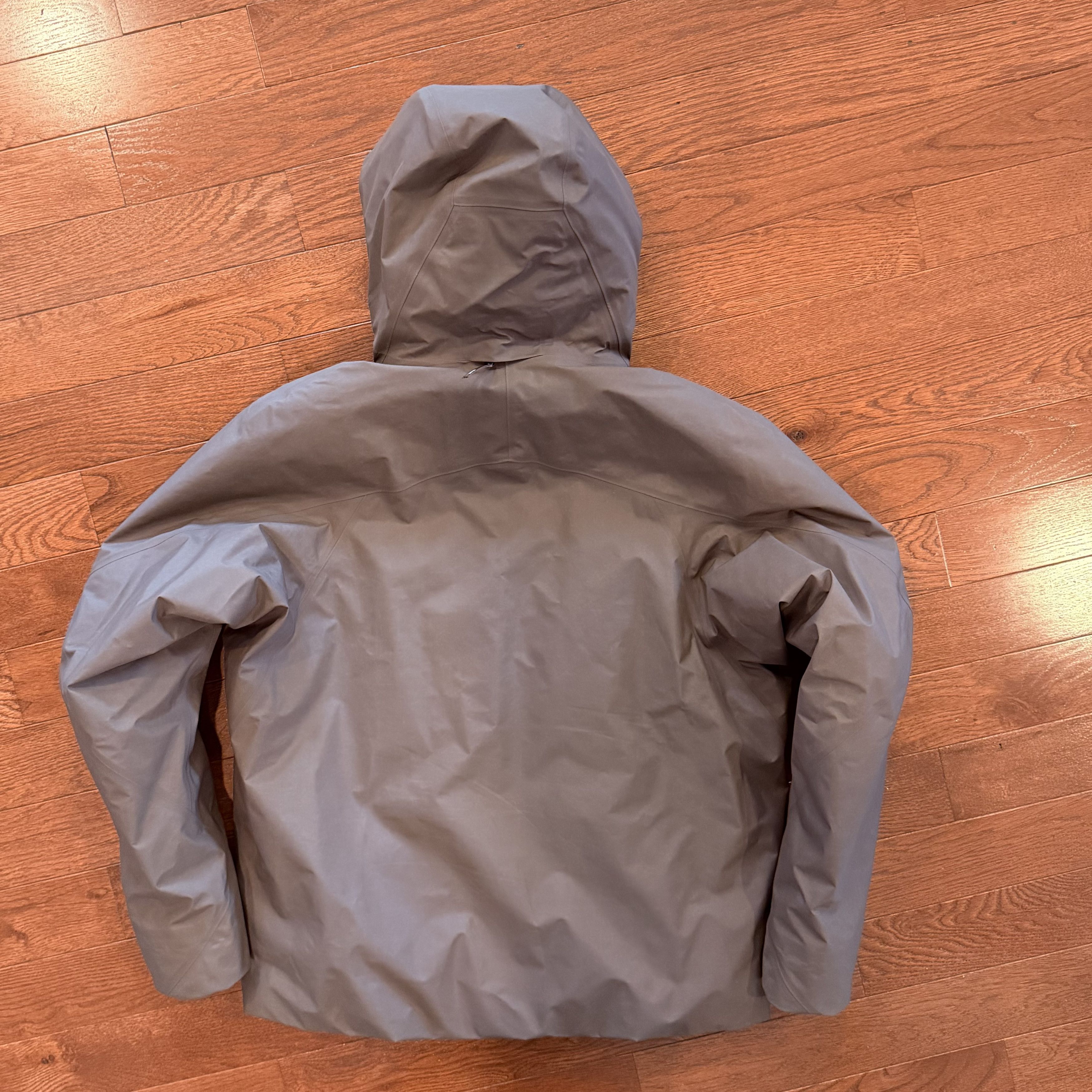 Veilance Diode Insulated Jacket Size US M / EU 48-50 / 2 - 4 Thumbnail