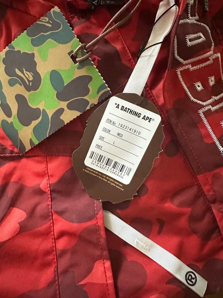 Bape × October's Very Own Bape x OVO snowboard Jacket - Red Camo Size US L / EU 52-54 / 3 - 6 Thumbnail