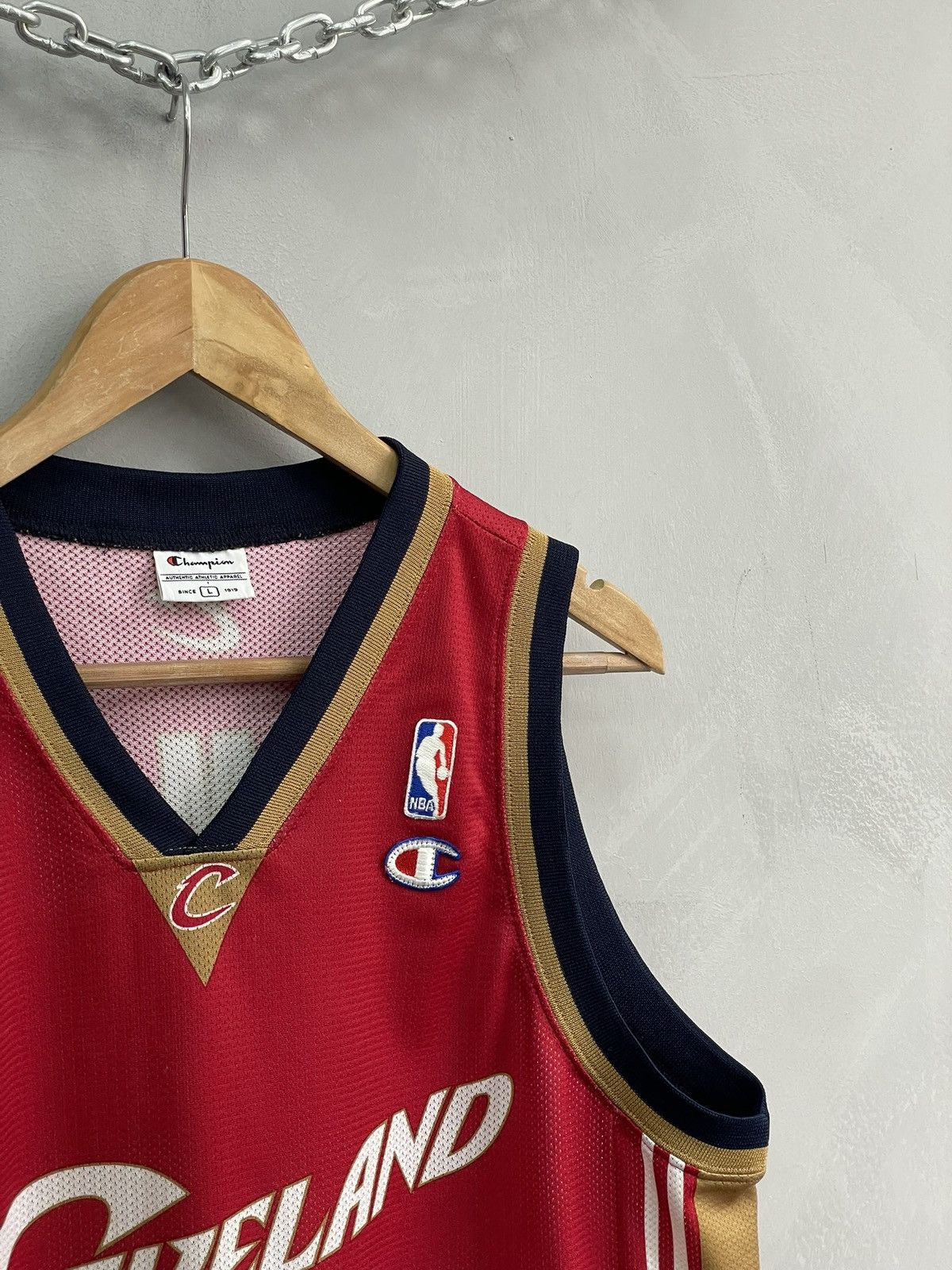 Champion Rare 90s LeBron james Champion jersey hype Size US L / EU 52-54 / 3 - 3 Thumbnail