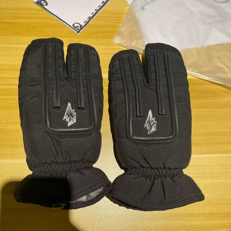 Walter Van Beirendonck walter van beirendonck Crab gloves Size ONE SIZE - 1 Thumbnail