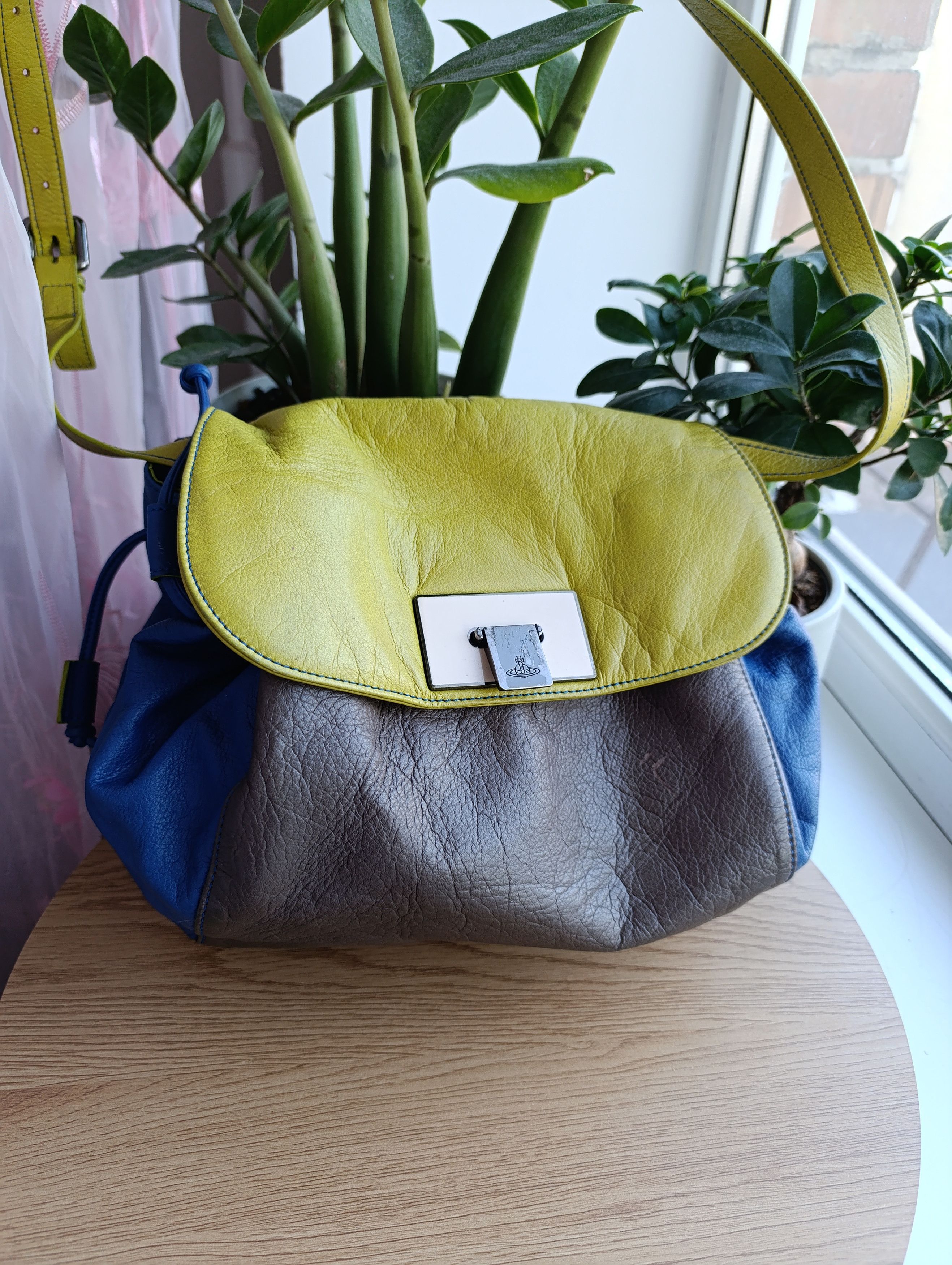 Vivienne Westwood VIVIENNE WESTWOOD WOMENS LEATHER SHOULDER BAG Size ONE SIZE - 1 Thumbnail
