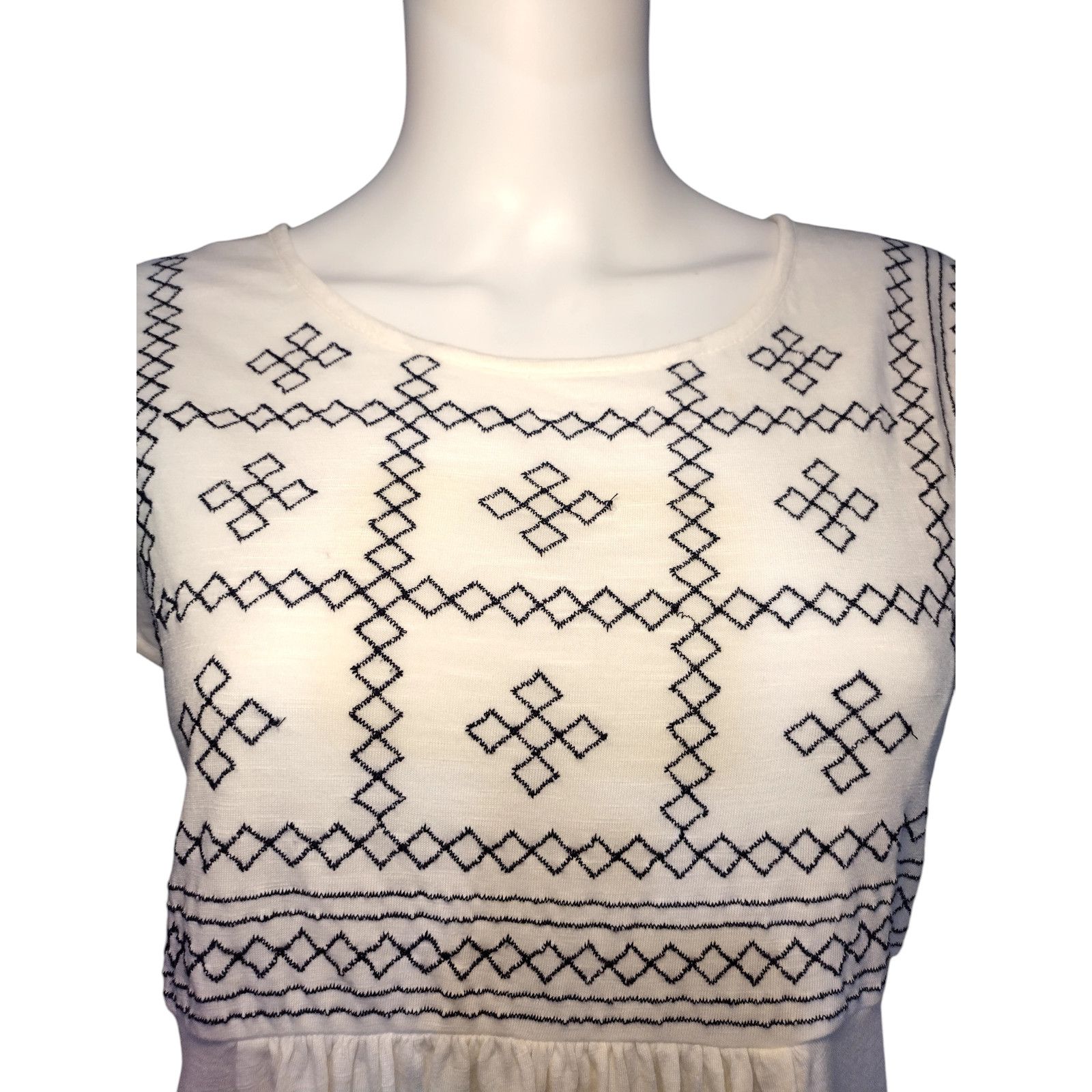 Gloria Vanderbilt Gloria Vanderbilt Womens Short Sleeve Tunic Embroidery Sz XL Size XL / US 12-14 / IT 48-50 - 2 Thumbnail