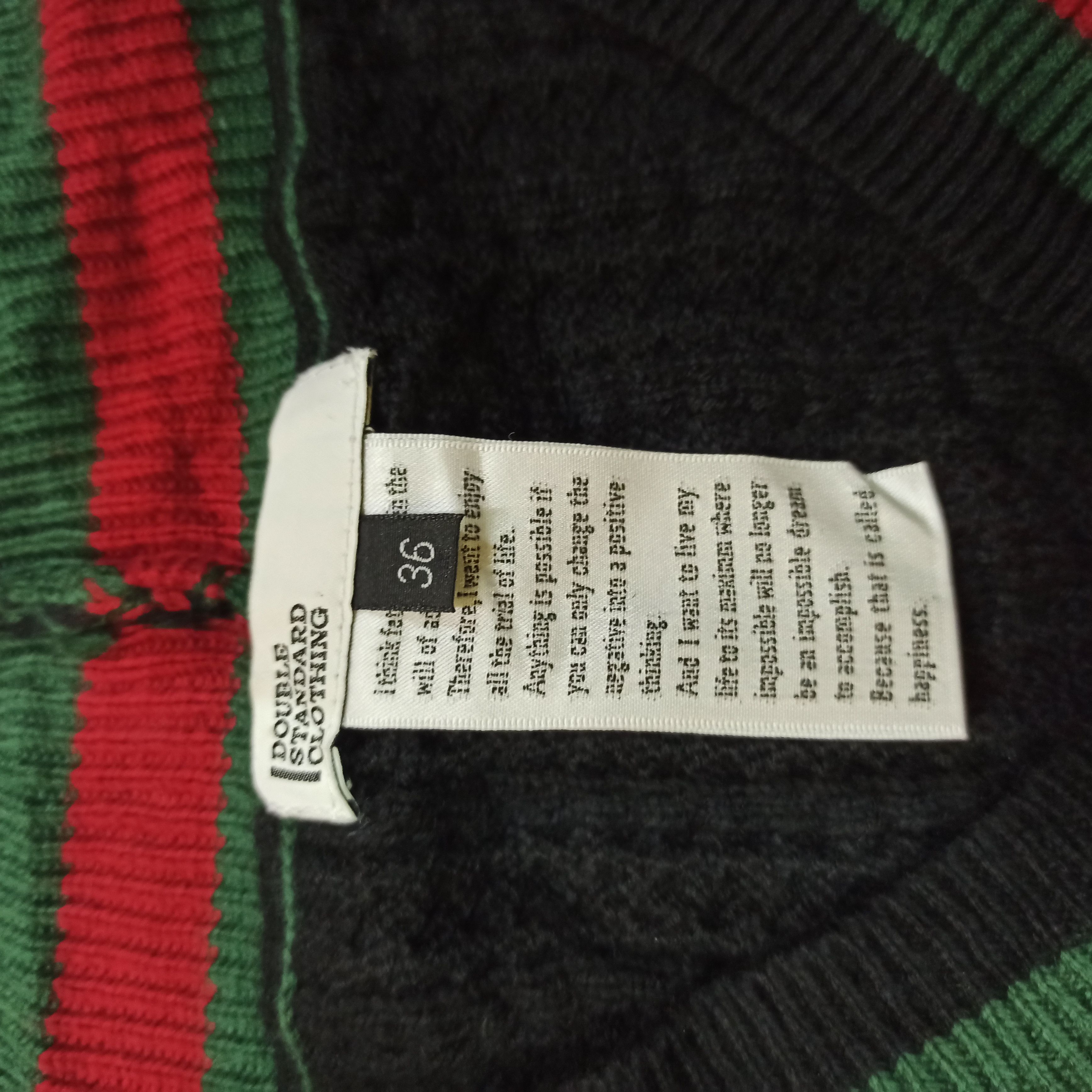 Aran Isles Knitwear Japanese Double Standard Knitwear V-neck Style Gucci Size US M / EU 48-50 / 2 - 6 Thumbnail