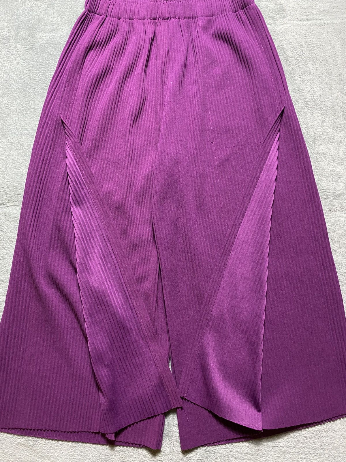 Pleats Please Issey Miyake ISSEY MIYAKE ME PLEATED WIDE PANTS Size 32" / US 10 / IT 46 - 5 Thumbnail