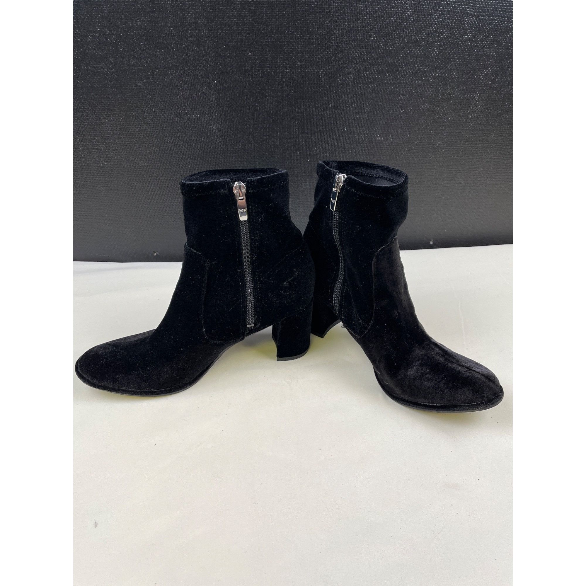 Marc Fisher Marc Fisher Women's Velvet Ankle Shoes/ Boots Heels 3" Size Size US 6 / IT 36 - 4 Thumbnail
