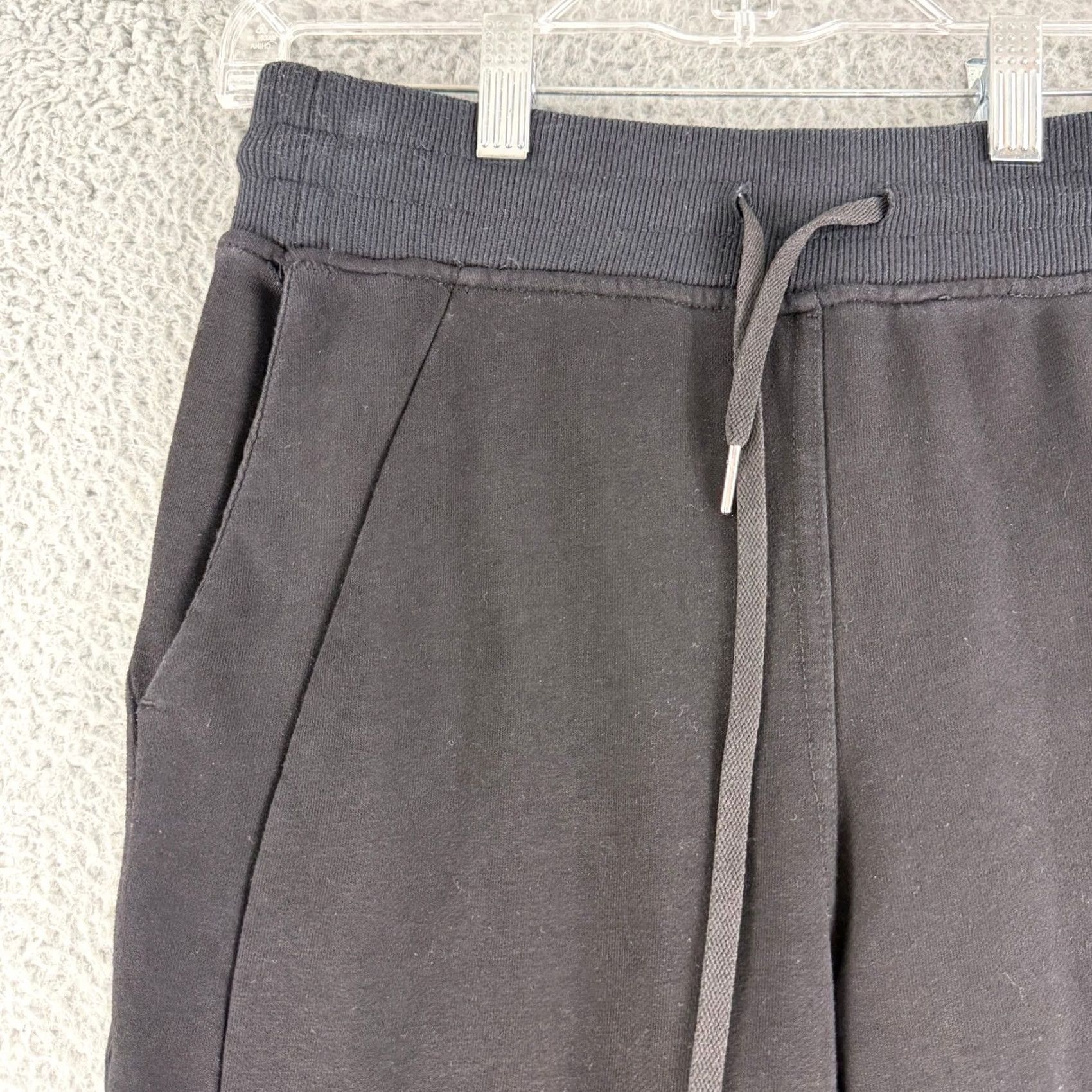 Lululemon Lululemon Scuba High-Rise Jogger Women Size 4 Black Cotton Fleece Sweatpants Size 27" / US 4 / IT 40 - 2 Thumbnail