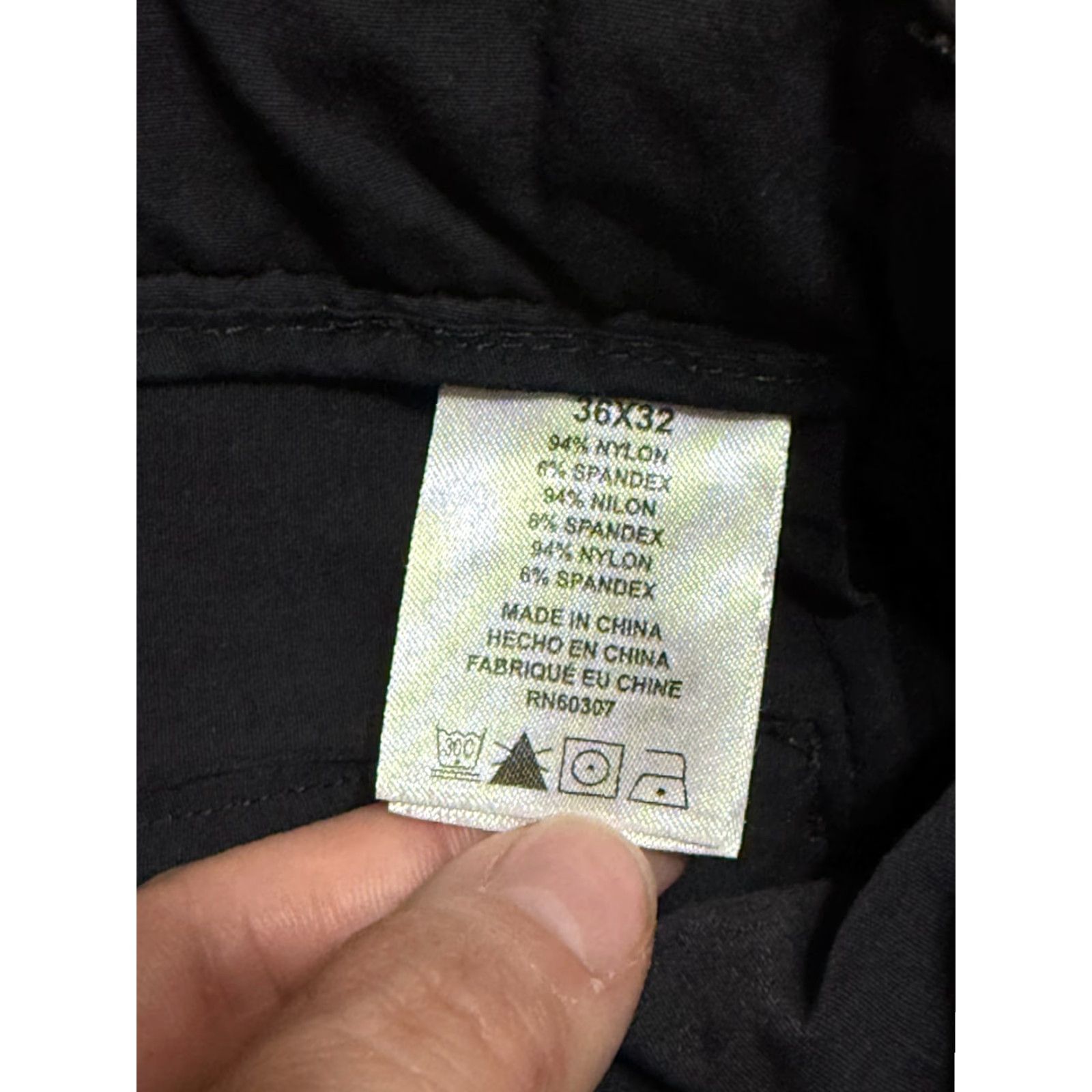 Vintage UnionBay Pants Mens 36x32 Black Classic Fit Straight UB Tech 38" Length Casual Pants Regular Inseam 32" (Vintage: No) Mens Size US 36 / EU 52 - 5 Thumbnail