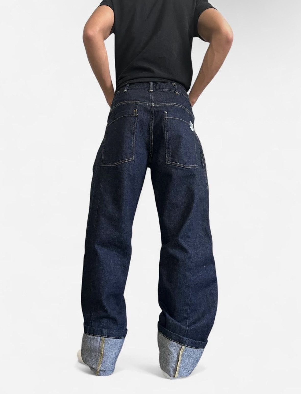 Massimo Dutti VINTAGE BAGGY DARK WASH REVERSIBLE CONTRAST STITCH JEANS Size US 29 - 3 Thumbnail