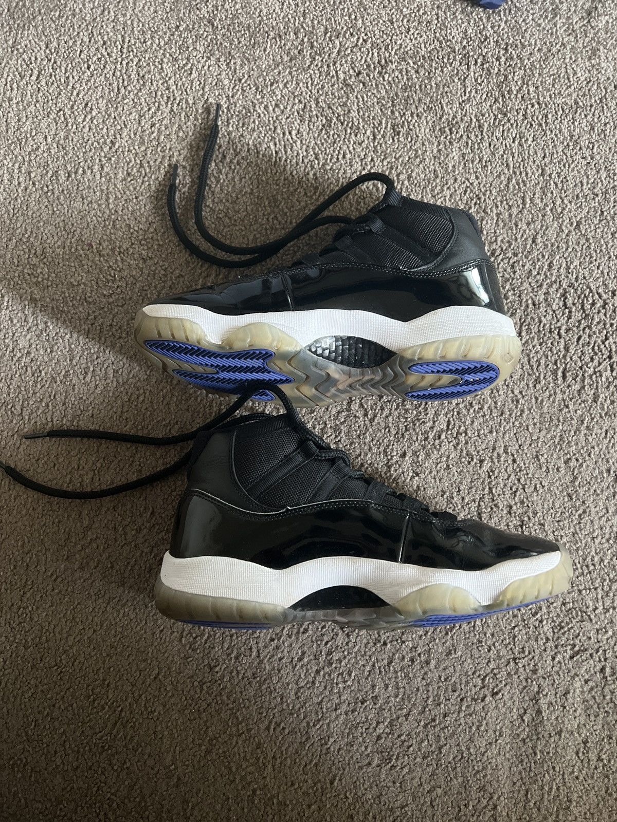 Jordan Brand Jordan 11 Space Jams Size US 8.5 / EU 41-42 - 2 Thumbnail
