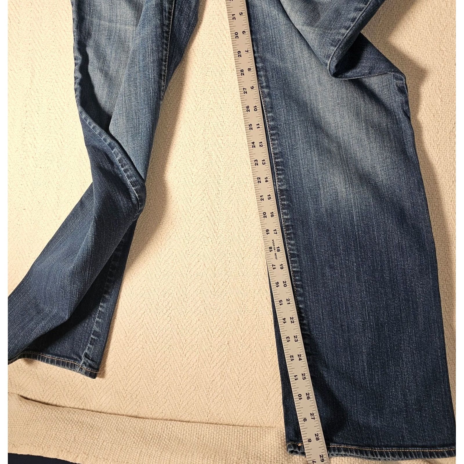 Eddie Bauer Eddie Bauer Jeans Women 16 Blue Dark Wash Straight 5-Pocket Denim Natural Fit Size 38" / US 16 / IT 52 - 7 Thumbnail