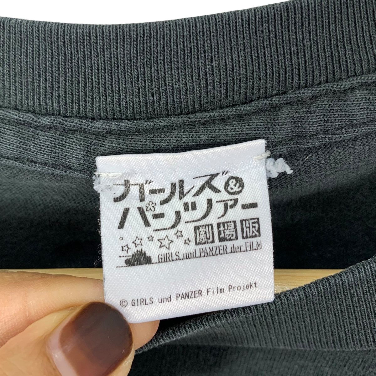 Vintage GIRL AND PANZER Der Film St Gloriana Girls Anime Movie Shirt Size US M / EU 48-50 / 2 - 6 Thumbnail