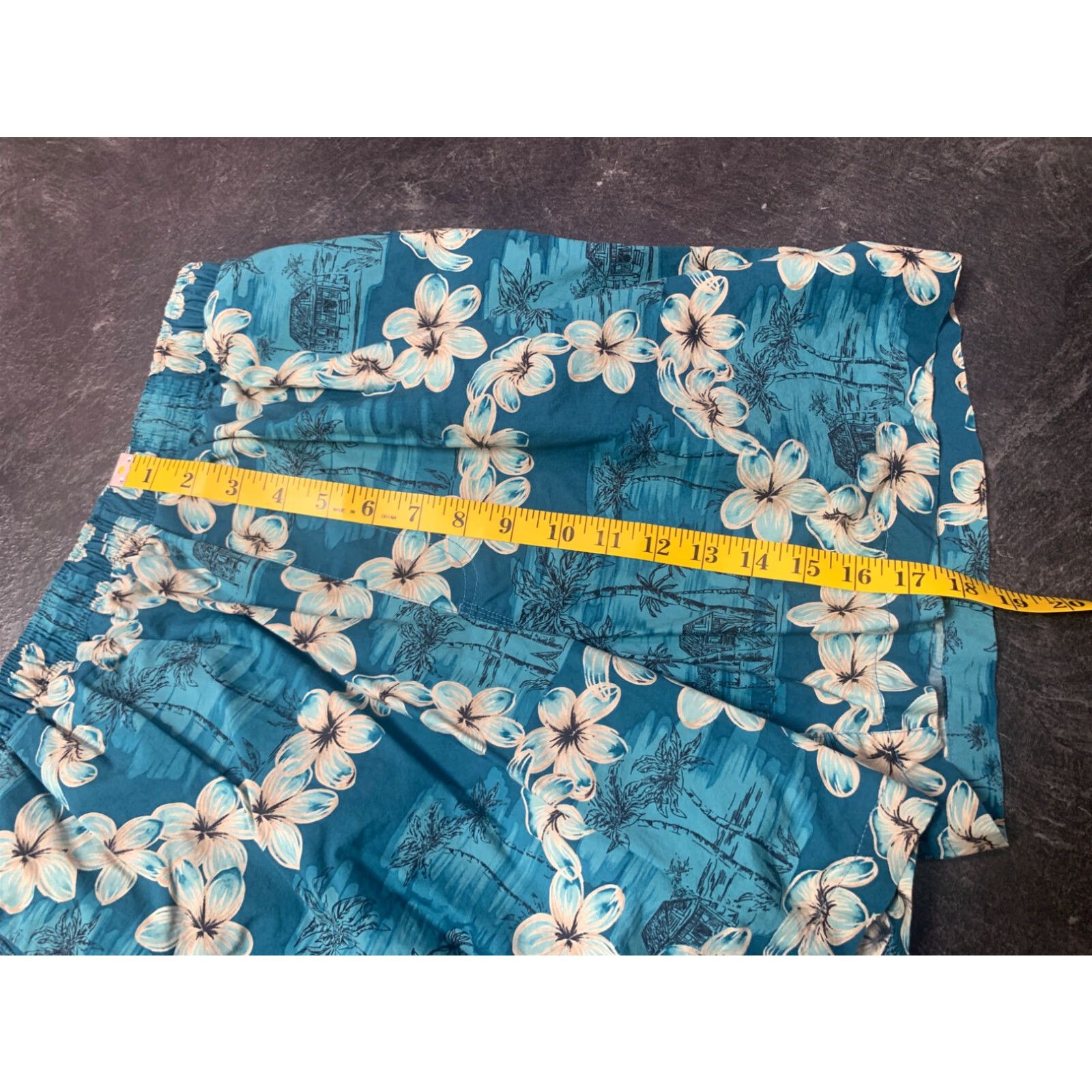 Roundtree & Yorke Roundtree & Yorke Mens Blue Hawaiian Floral Shorts Medium Size US 31 - 6 Thumbnail