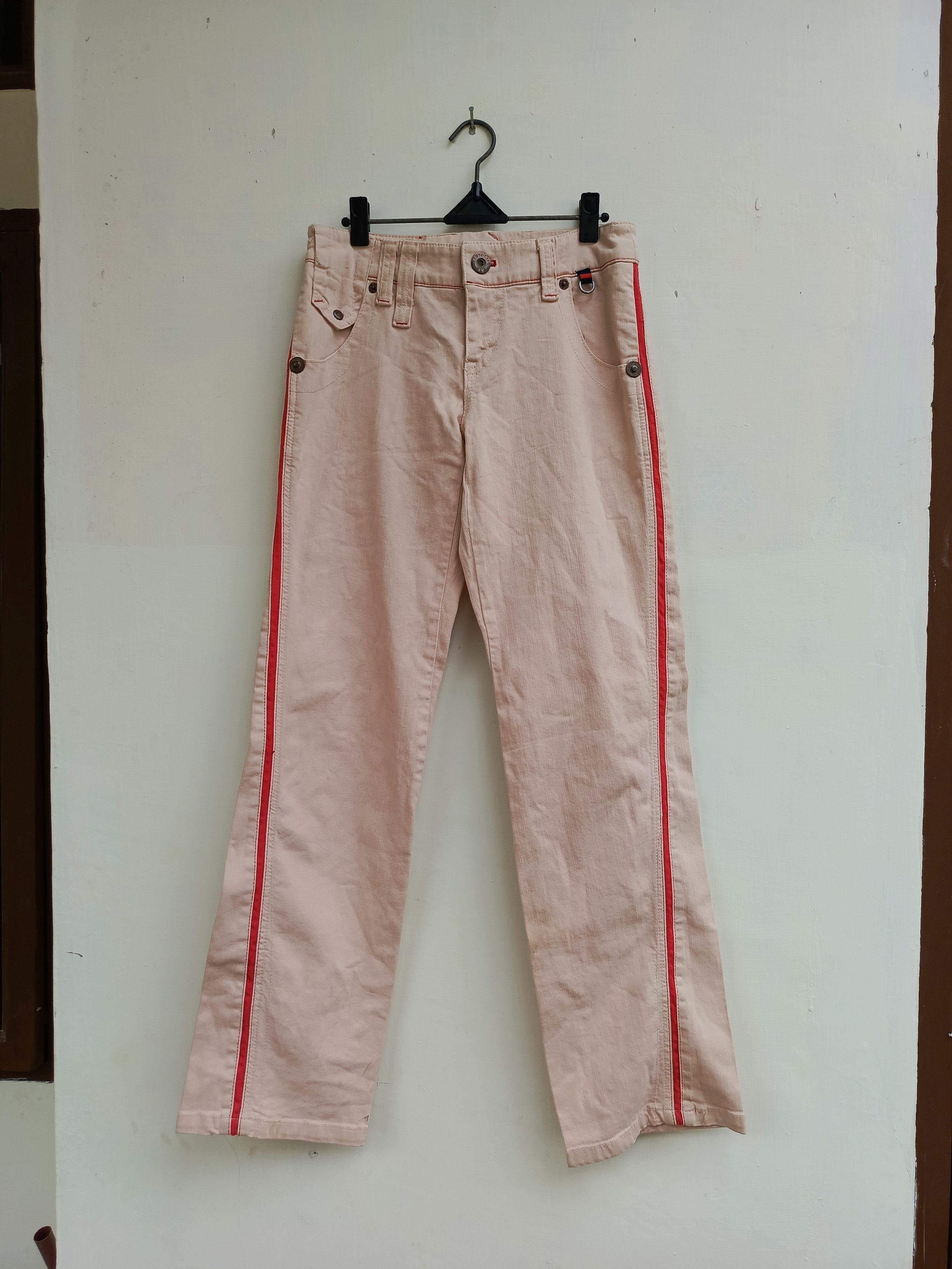 A6 pants jeans pink color