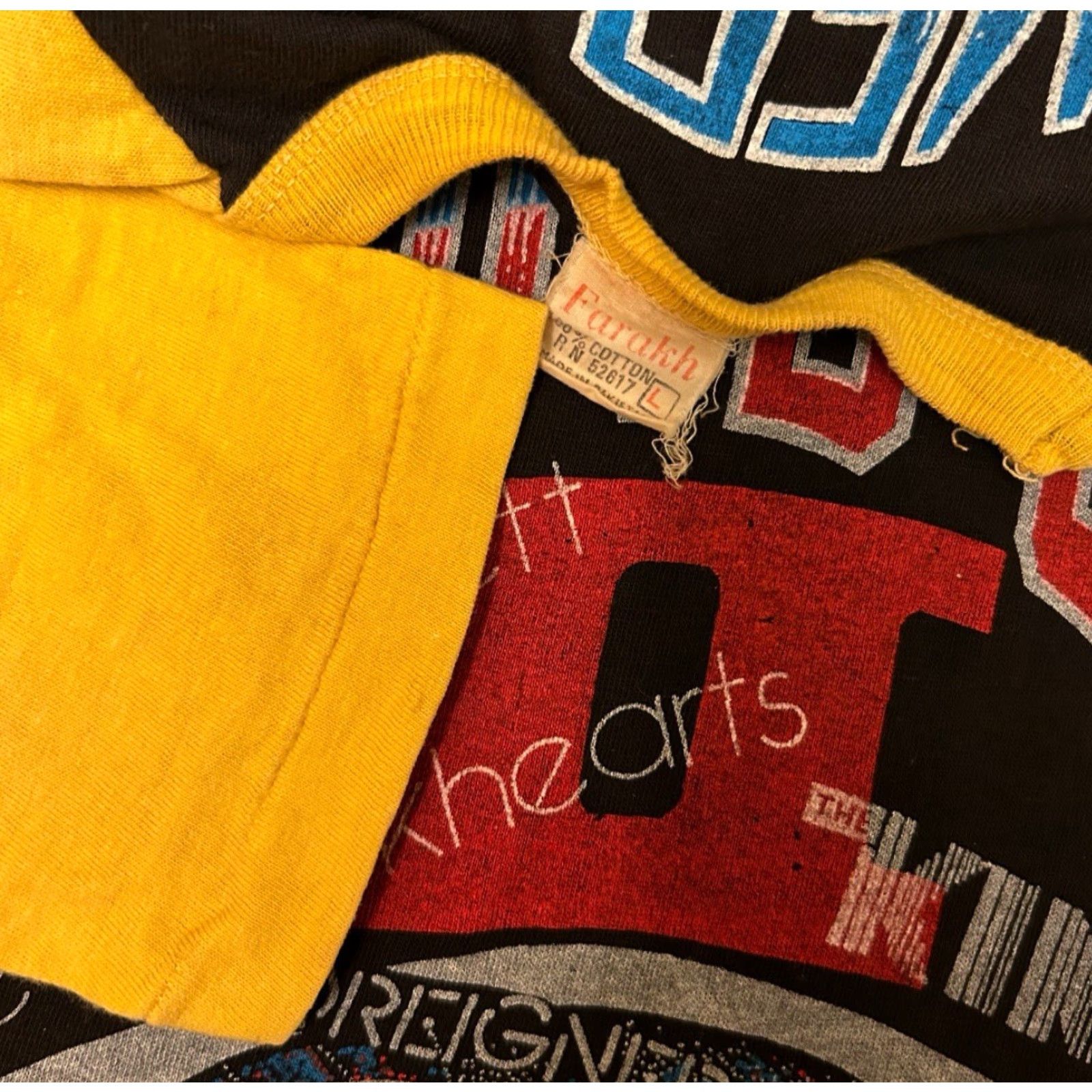 Vintage VINTAGE 80s Summer Round Up Foreigner Kinks Joan Jett Band Tee Shirt L Men Black 3/4 Sleeve Rock USA Size US L / EU 52-54 / 3 - 3 Thumbnail