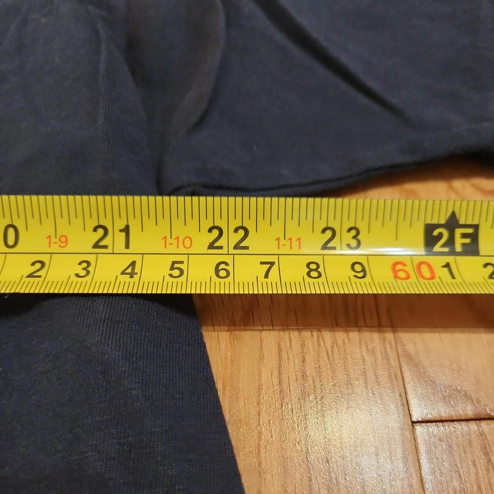 Uniqlo UNIQLO × Jujutsu Kaisen Collaboration Blue T Shirt UT XL Size US XL / EU 56 / 4 - 7 Thumbnail