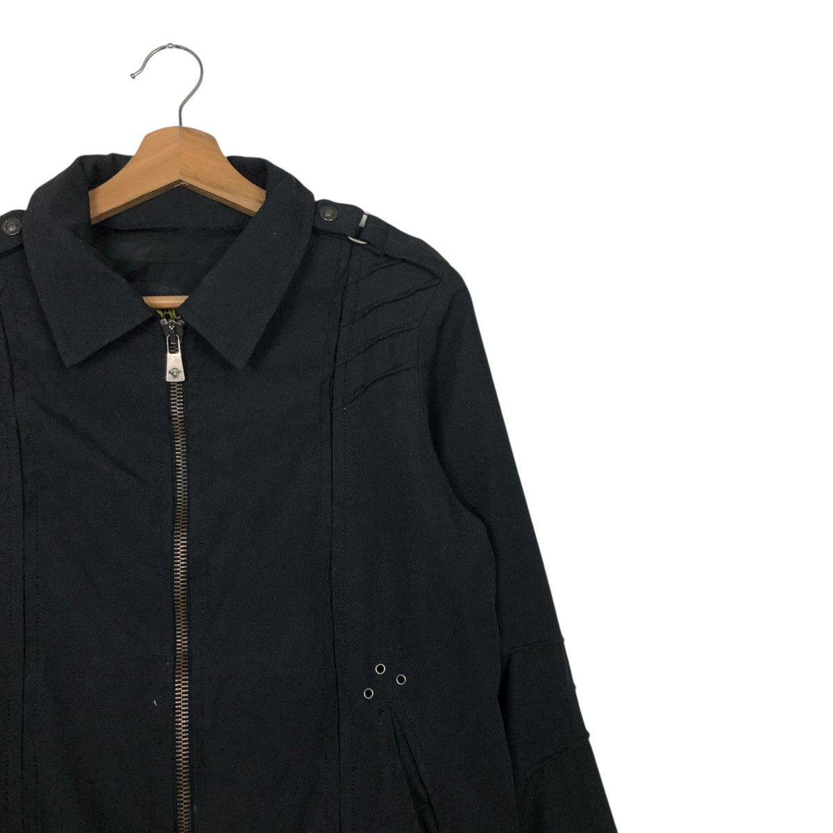 Versace Jeans Couture 🔥RICH BLACK CROPPED BIKER JACKET BONDAGE DESIGN VERSACE Size US M / EU 48-50 / 2 - 8 Thumbnail