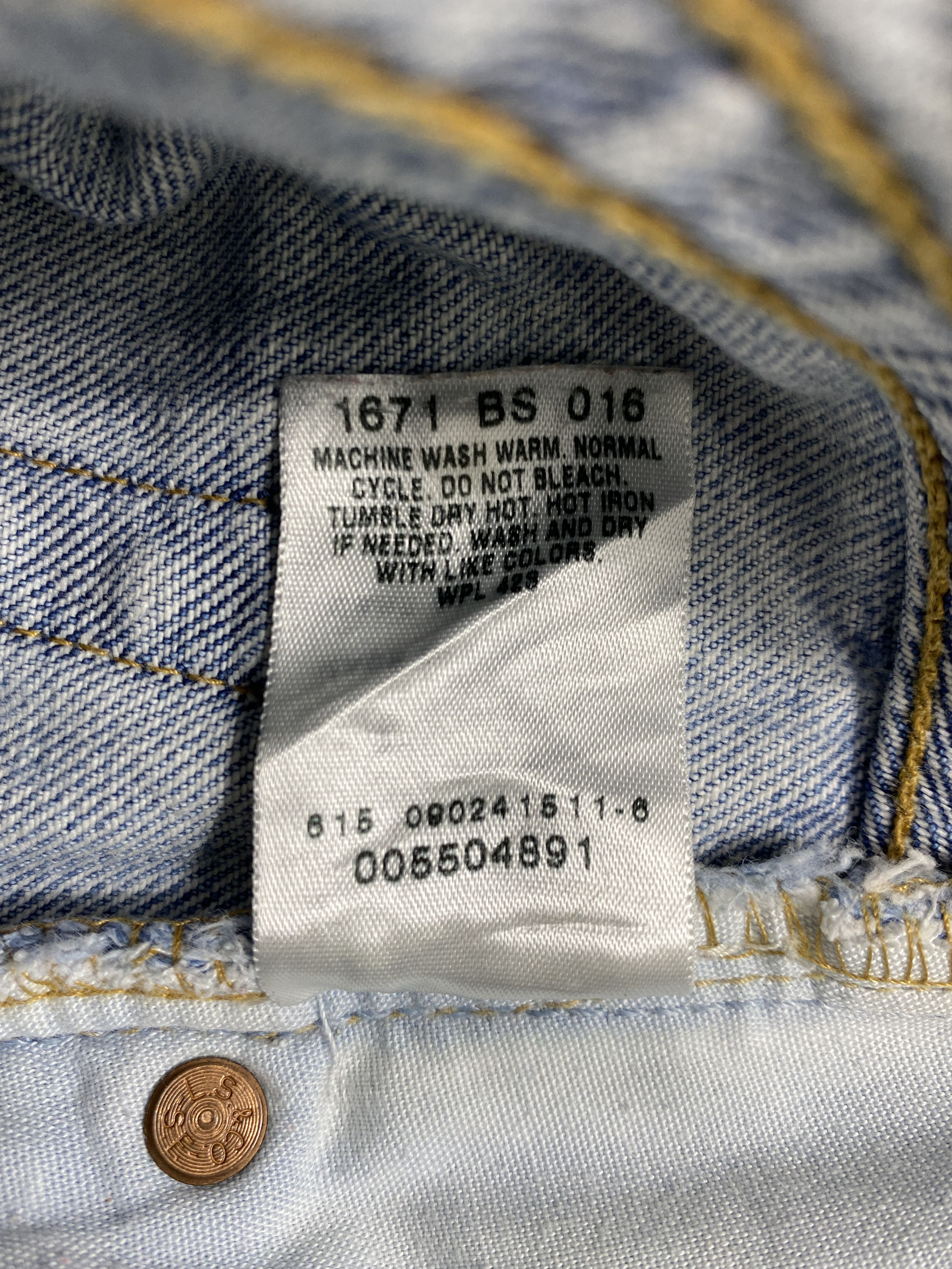 Levi's Mid Blue Vintage Levi's 550 Jeans 31x32.5 Denim -SJ195 Size US 31 - 11 Thumbnail