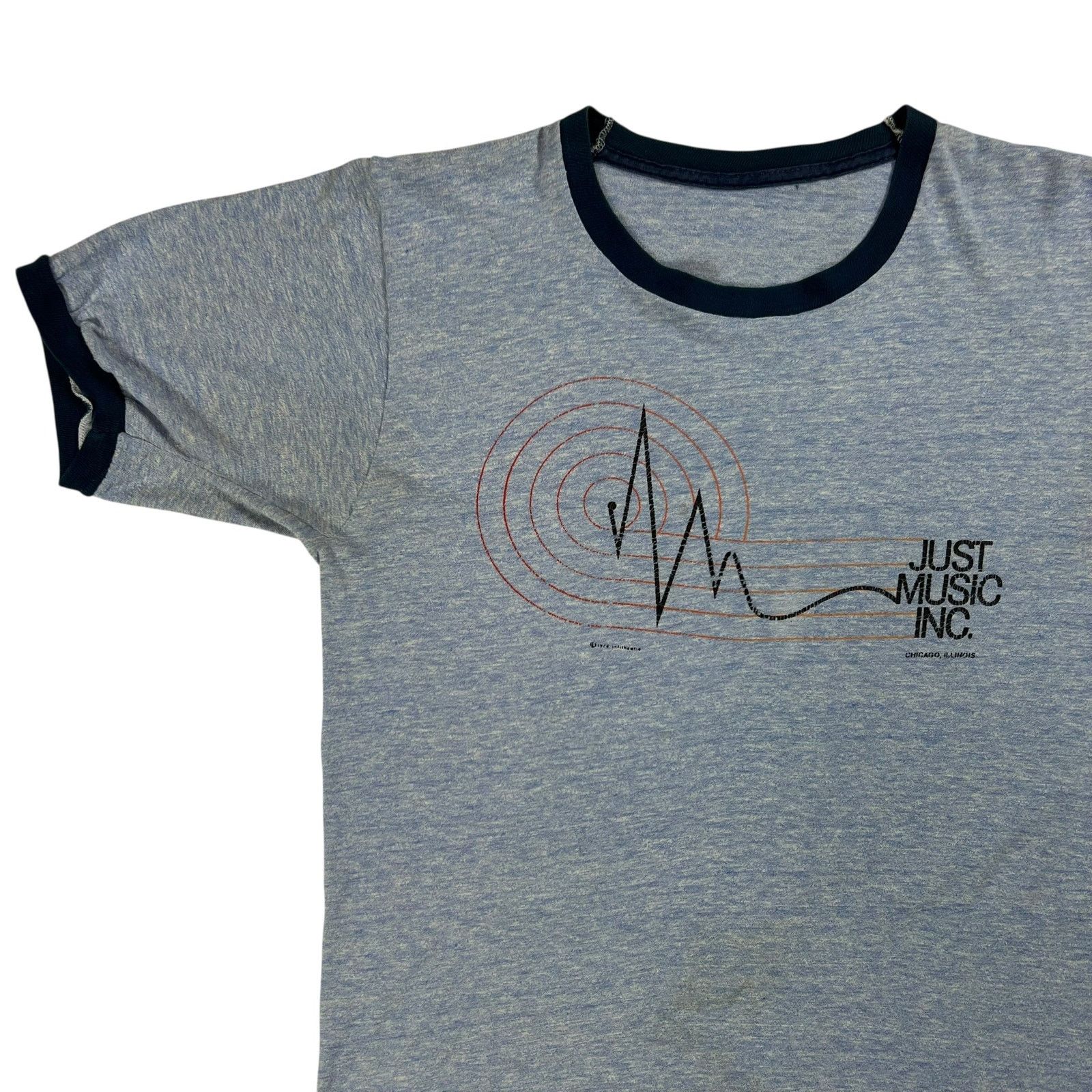 Vintage Vintage 1976 Just Music Inc. Chicago faded ringer tee (S) Size US S / EU 44-46 / 1 - 4 Thumbnail