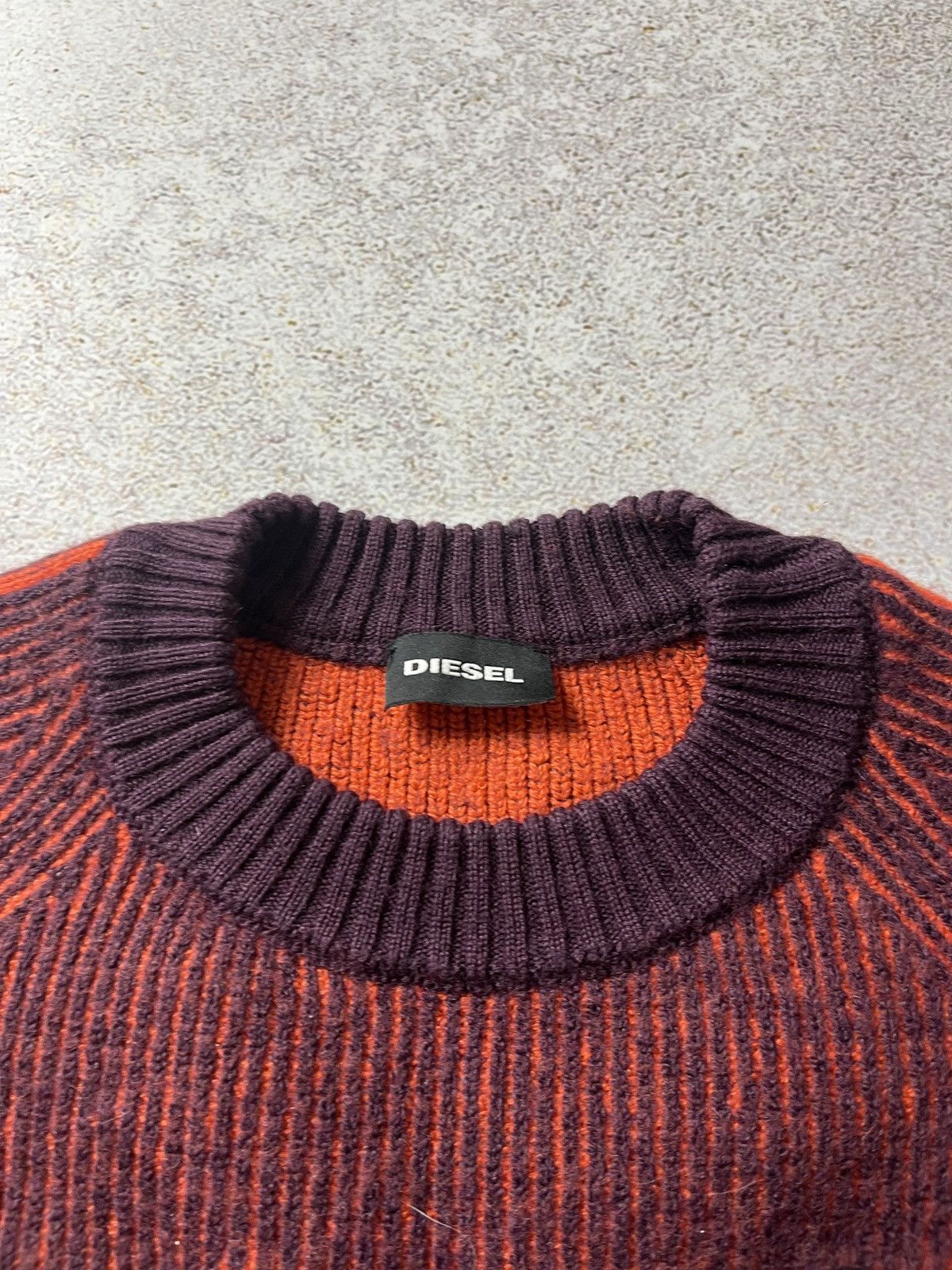 Diesel Vintage Diesel Orange Sweater Grunge Avant Garde Y2K Size US S / EU 44-46 / 1 - 7 Thumbnail
