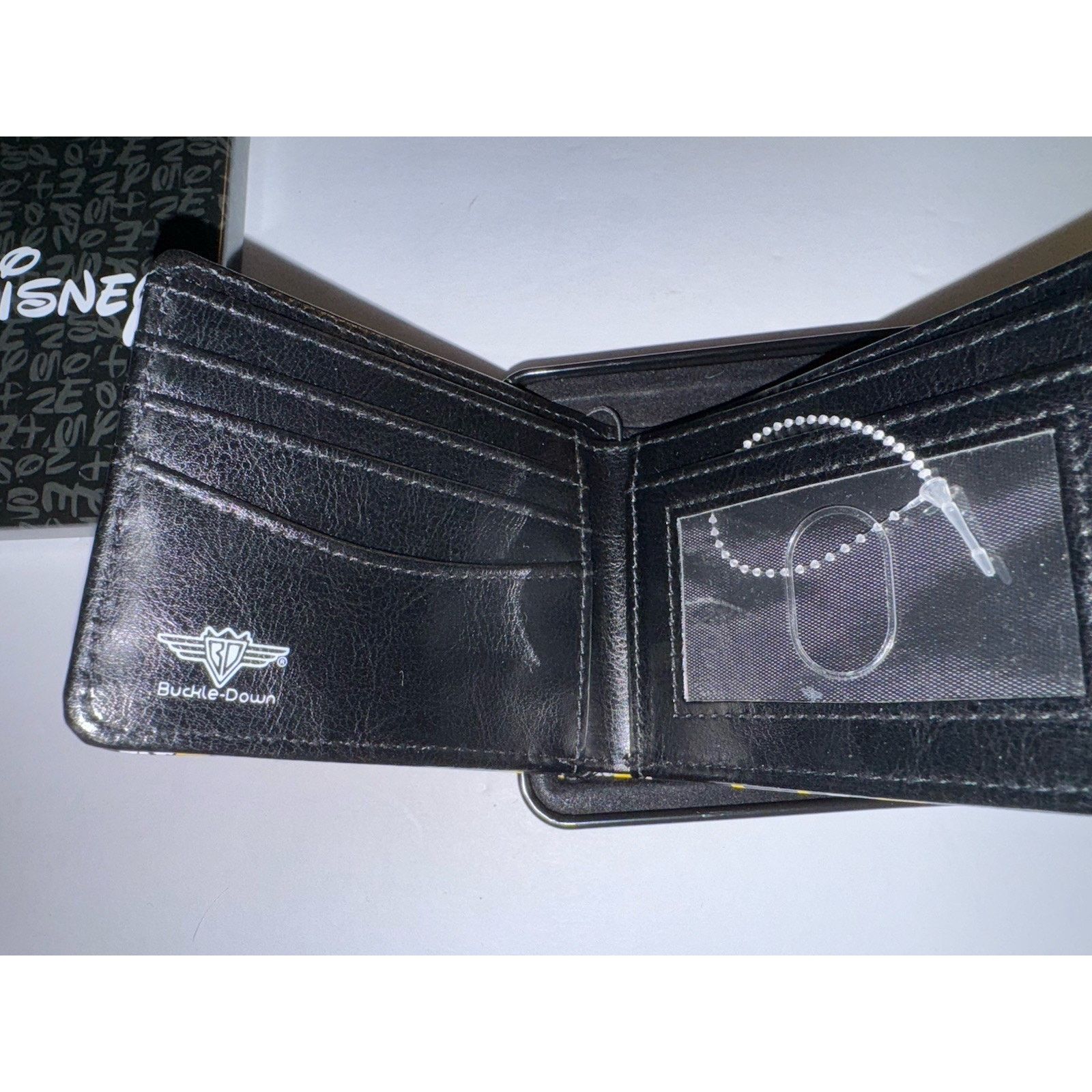 Disney Buckle-Down Mens Disney Mickey Mouse Bifold Wallet BNIB Size ONE SIZE - 3 Thumbnail
