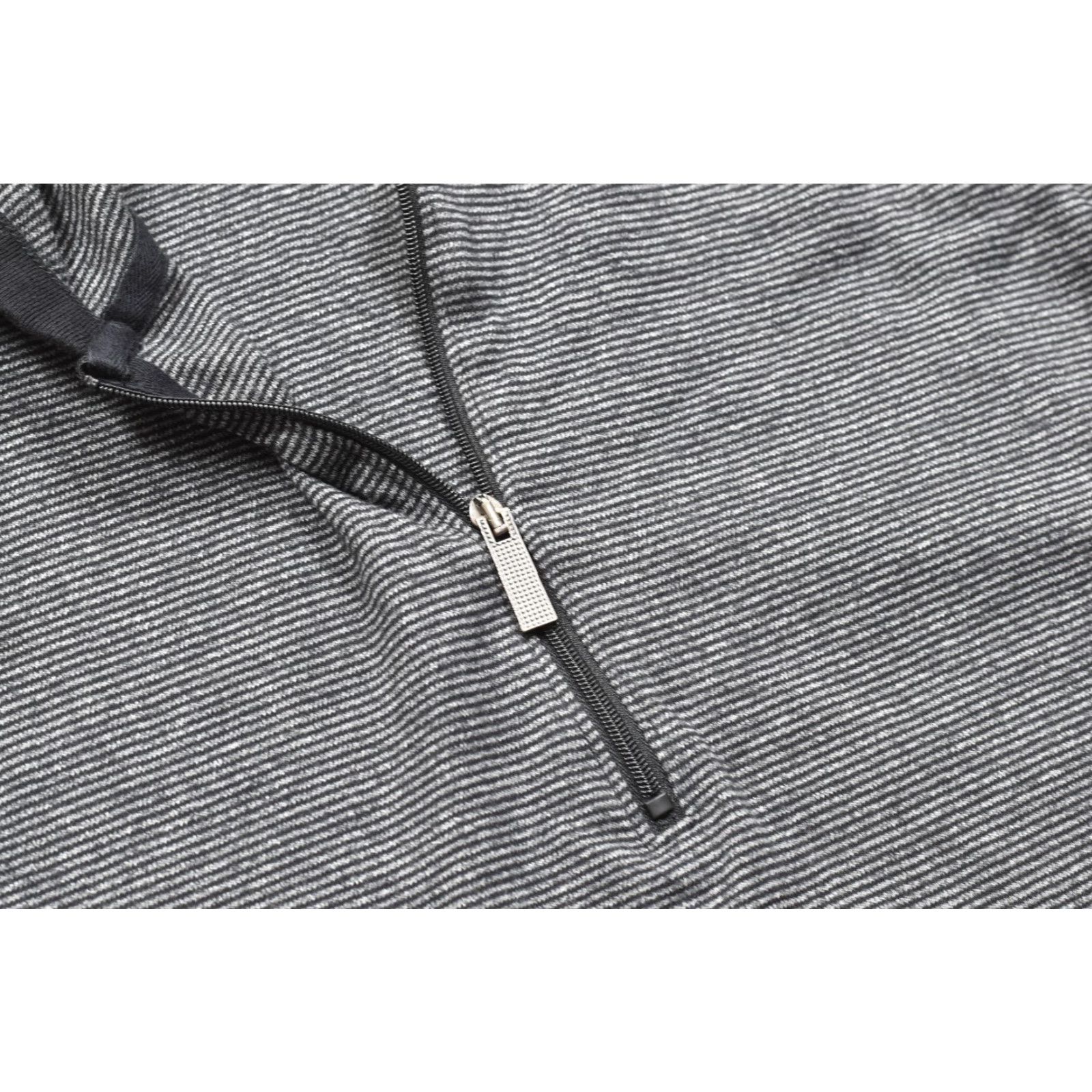 Calvin Klein Calvin Klein Slim Fit Hoodie Men's M Gray Striped 1/4 Zip 100% Cotton Sweater Pullover Mock Neck Long Sleeve Casual Winter Spring Fall Mens Size US M / EU 48-50 / 2 - 7 Thumbnail