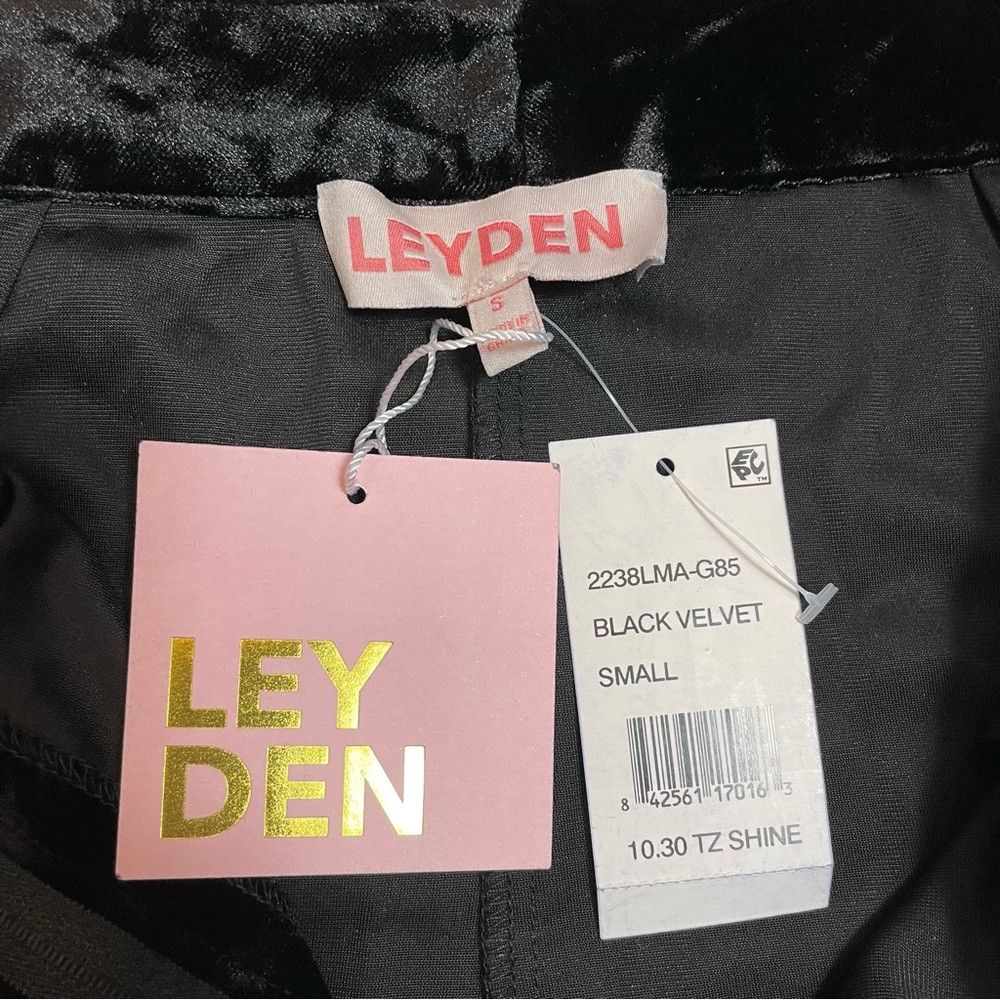 Other NWT New Leyden Black Velvet Casual Pants Size S Size 28" / US 6 / IT 42 - 8 Thumbnail